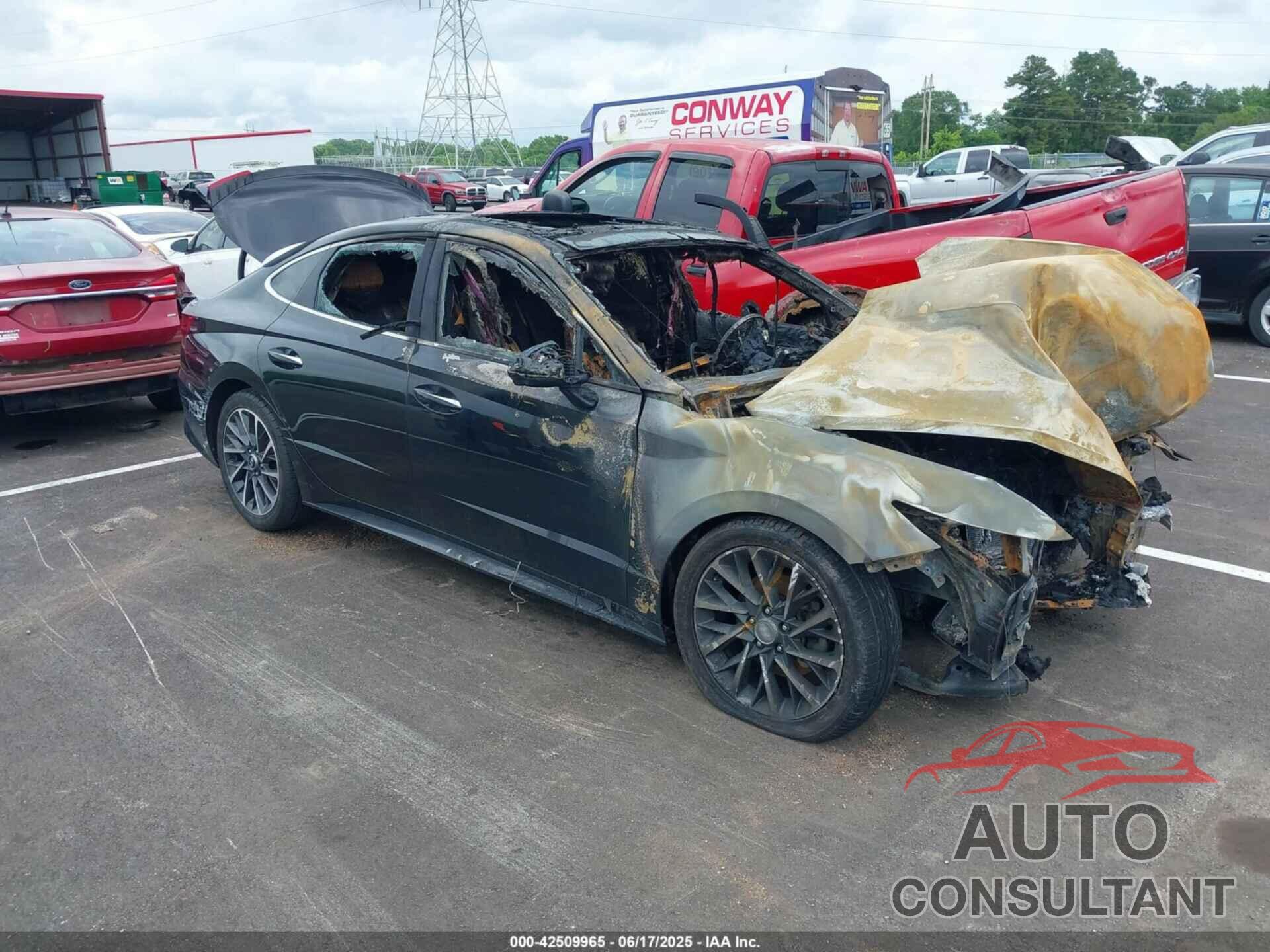 HYUNDAI SONATA 2020 - 5NPEH4J28LH006013