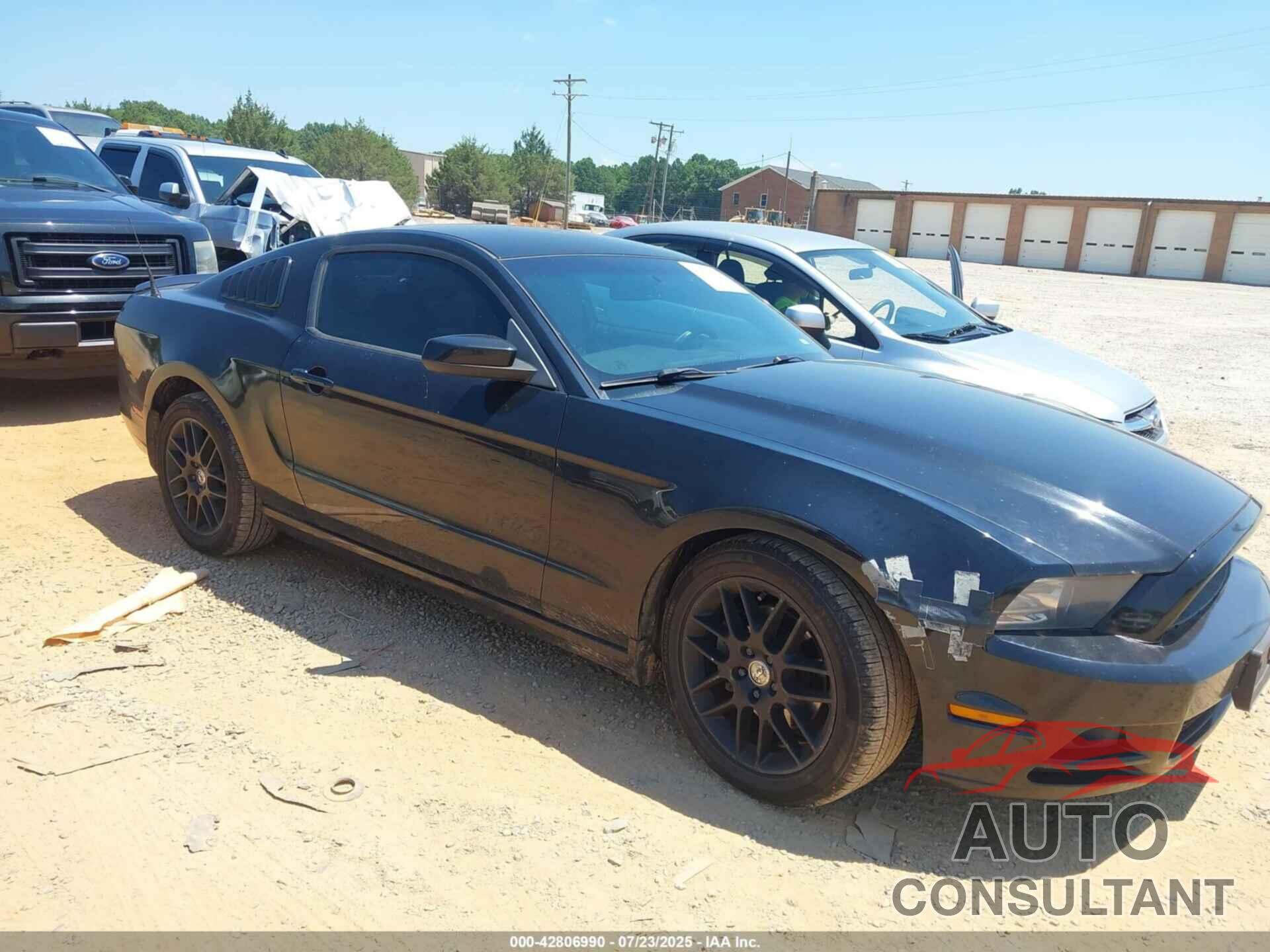FORD MUSTANG 2014 - 1ZVBP8AM0E5266016
