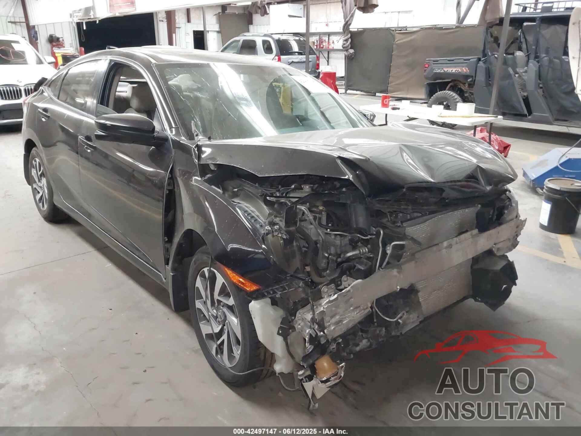 HONDA CIVIC 2018 - 2HGFC2F79JH578694