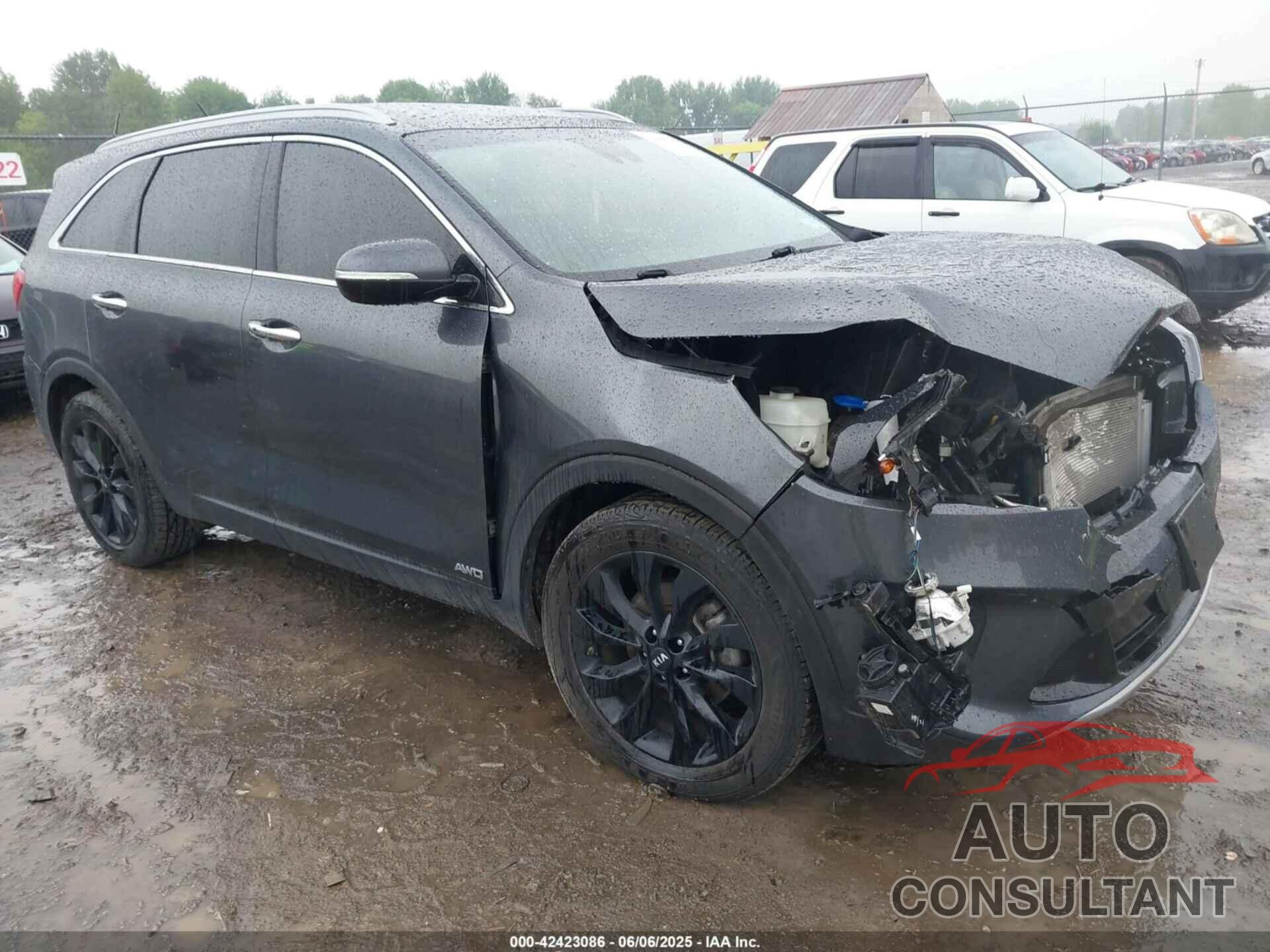 KIA SORENTO 2020 - 5XYPHDA55LG667458