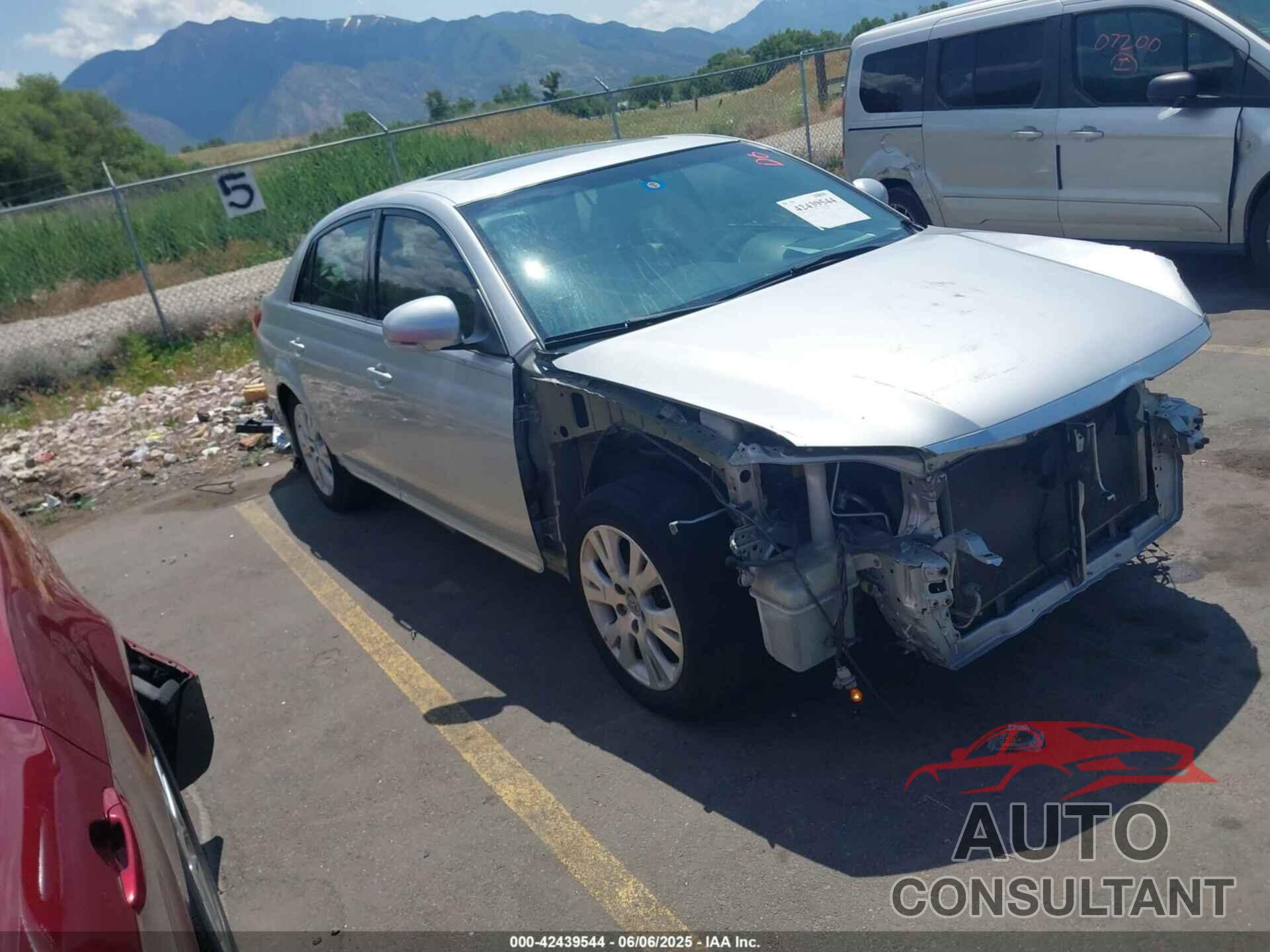 TOYOTA AVALON 2011 - 4T1BK3DB2BU377839