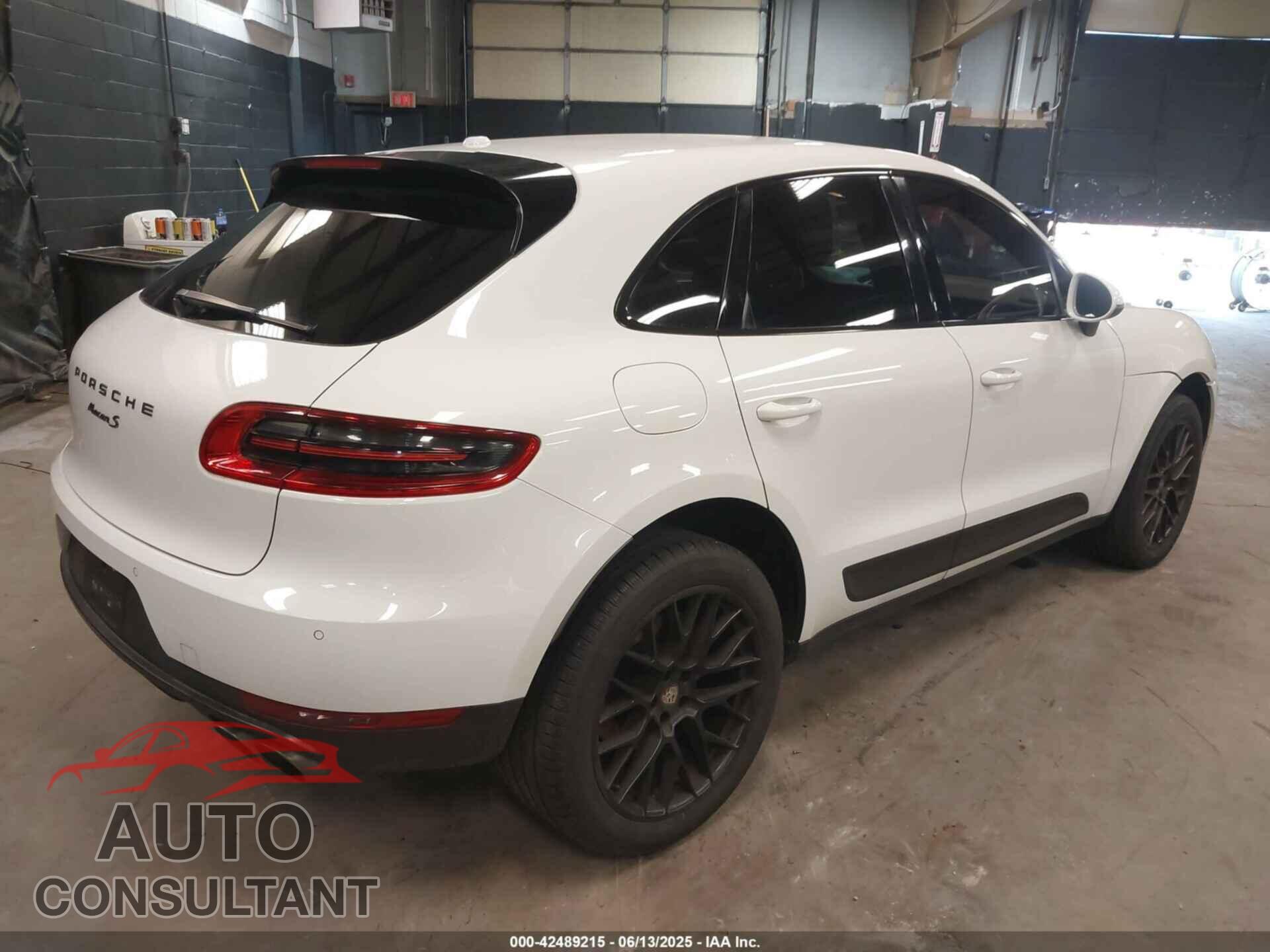 PORSCHE MACAN 2016 - WP1AB2A5XGLB43792