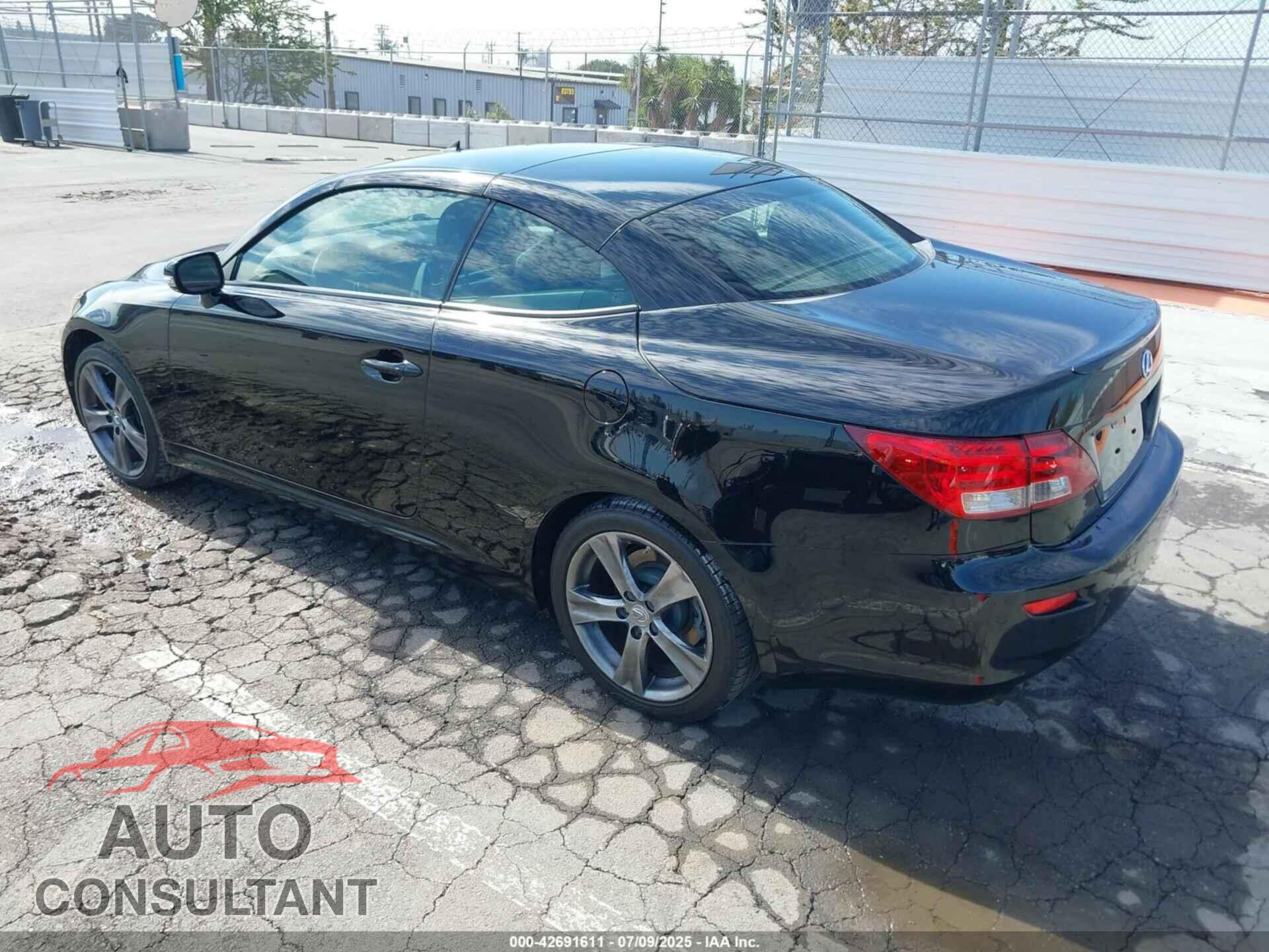 LEXUS IS 250C 2012 - JTHFF2C27C2523752