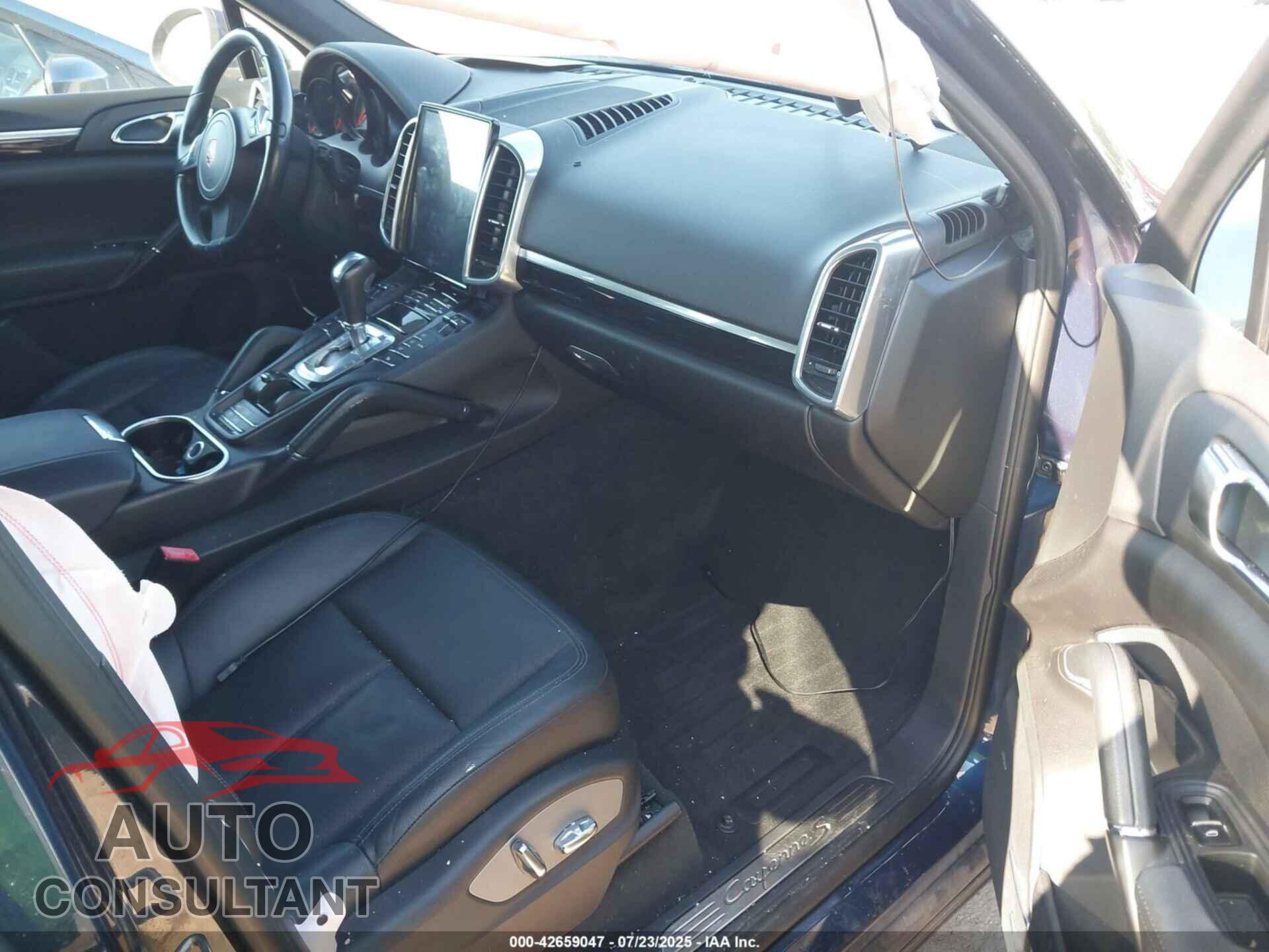 PORSCHE CAYENNE 2011 - WP1AB2A24BLA43928