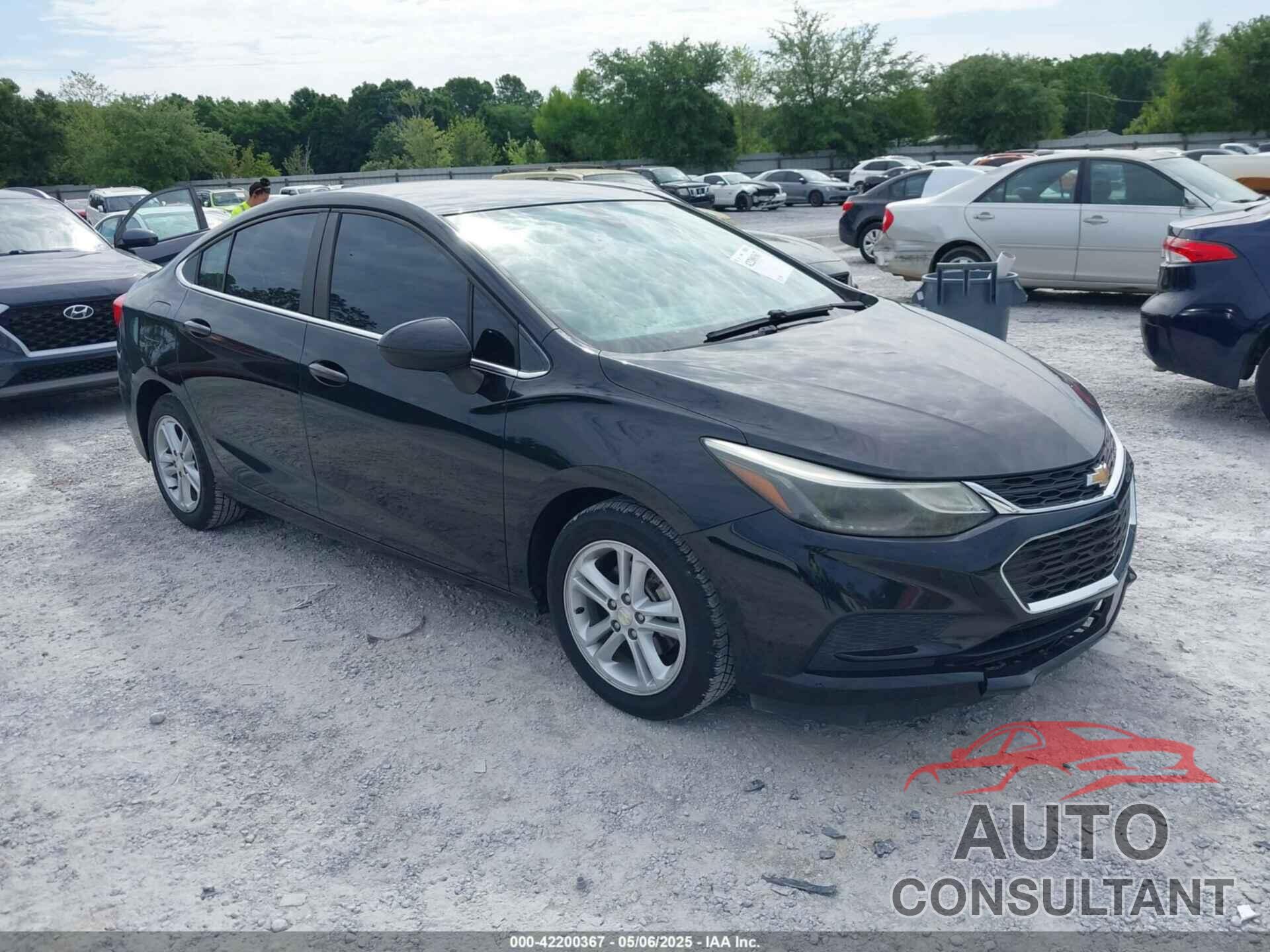 CHEVROLET CRUZE 2017 - 1G1BE5SM4H7113033