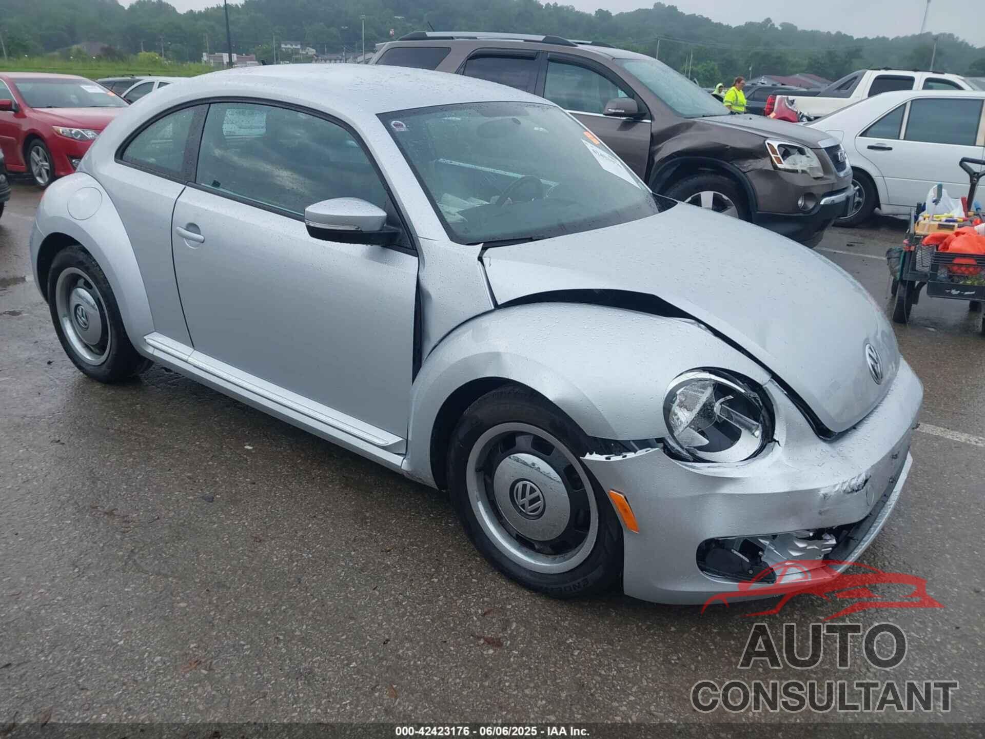 VOLKSWAGEN BEETLE 2012 - 3VWJP7AT7CM601230