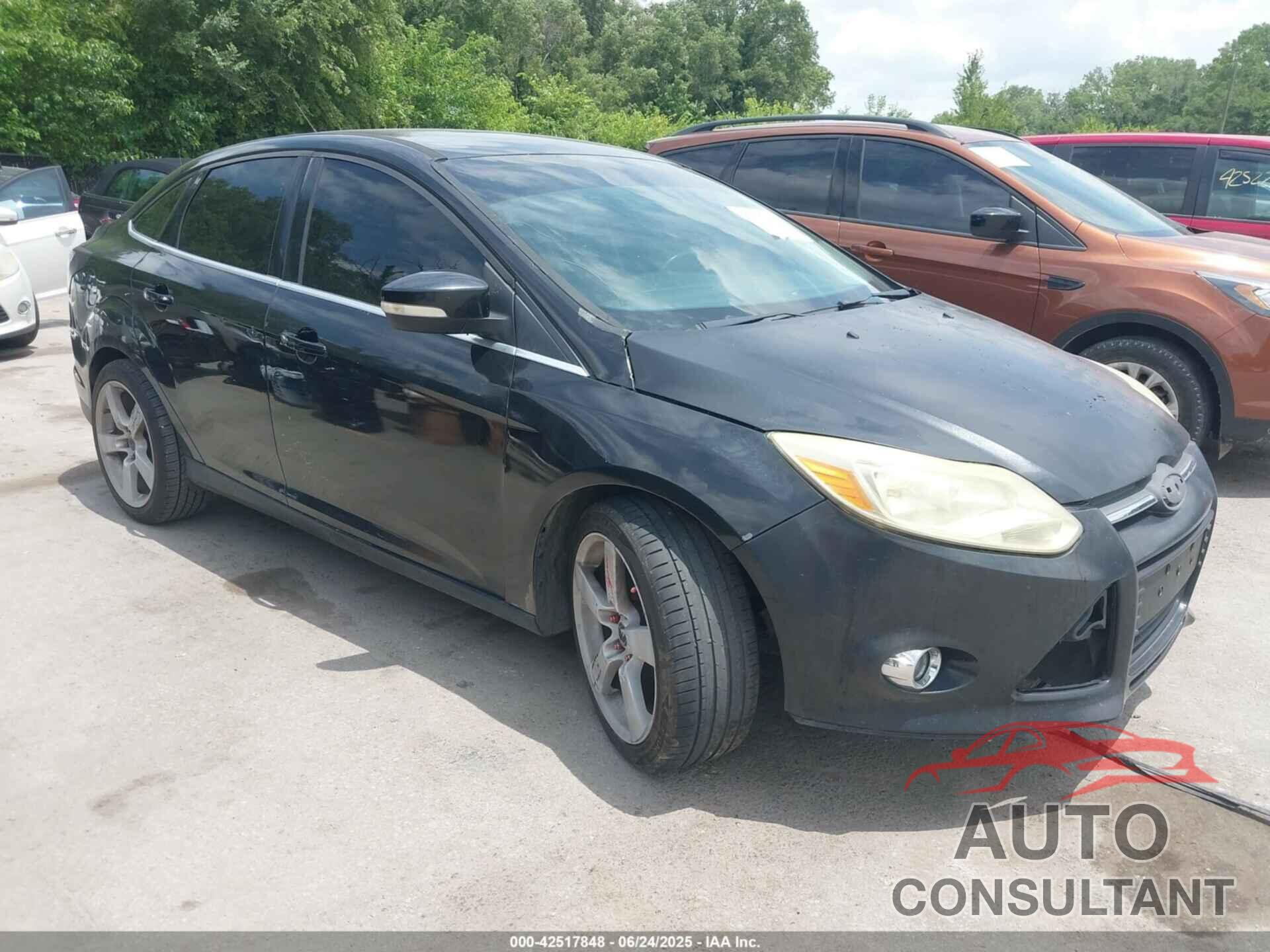 FORD FOCUS 2012 - 1FAHP3H22CL411236