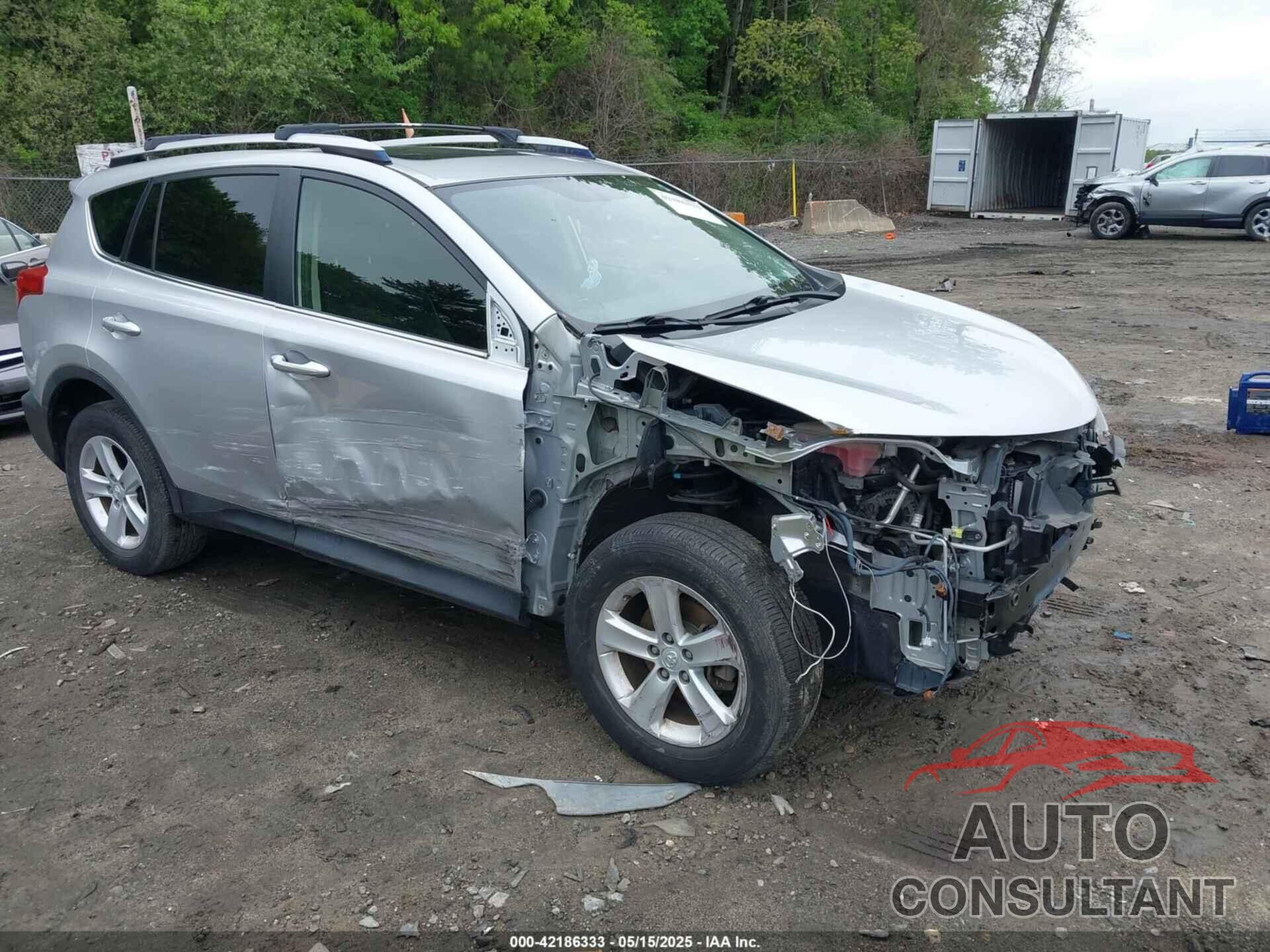 TOYOTA RAV4 2013 - JTMRFREV2DD011711