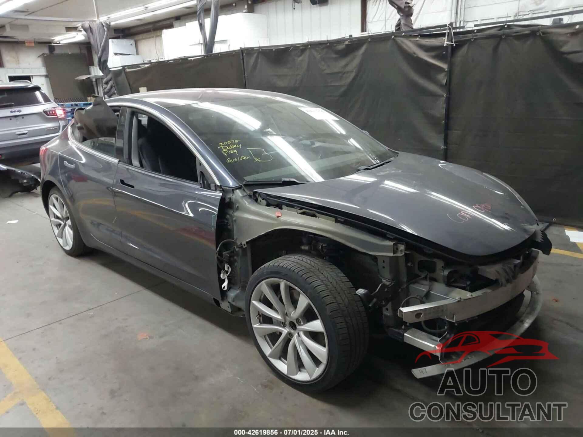 TESLA MODEL 3 2018 - 5YJ3E1EA4JF009504