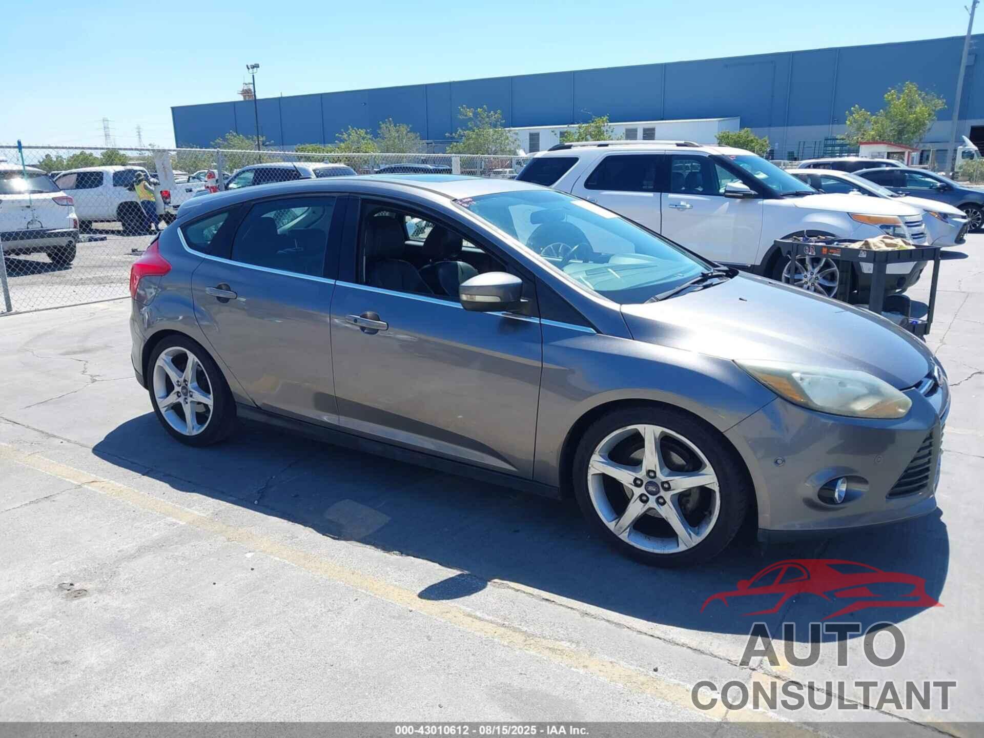 FORD FOCUS 2014 - 1FADP3N20EL139338