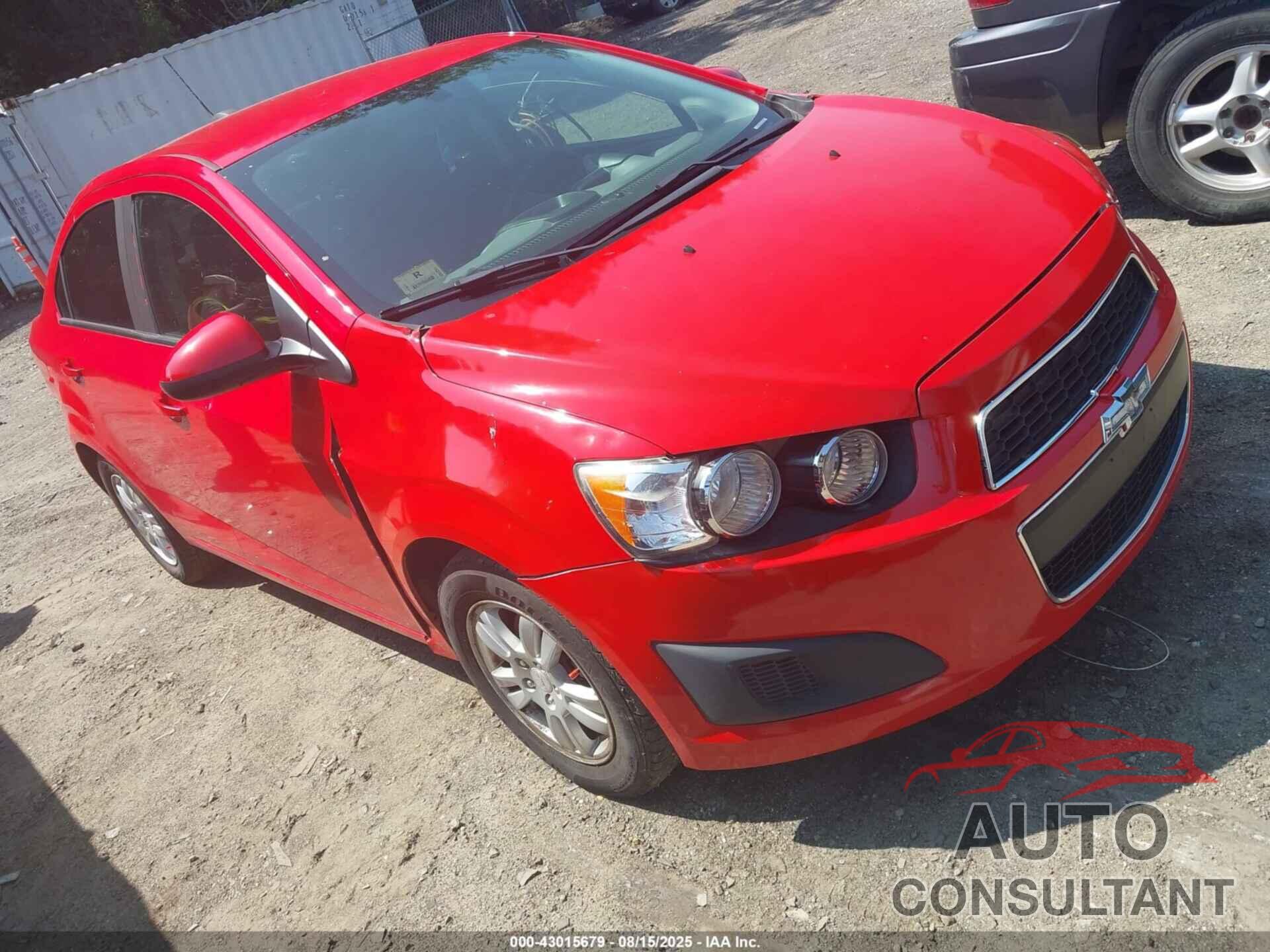 CHEVROLET SONIC 2016 - 1G1JC5SG5G4116616