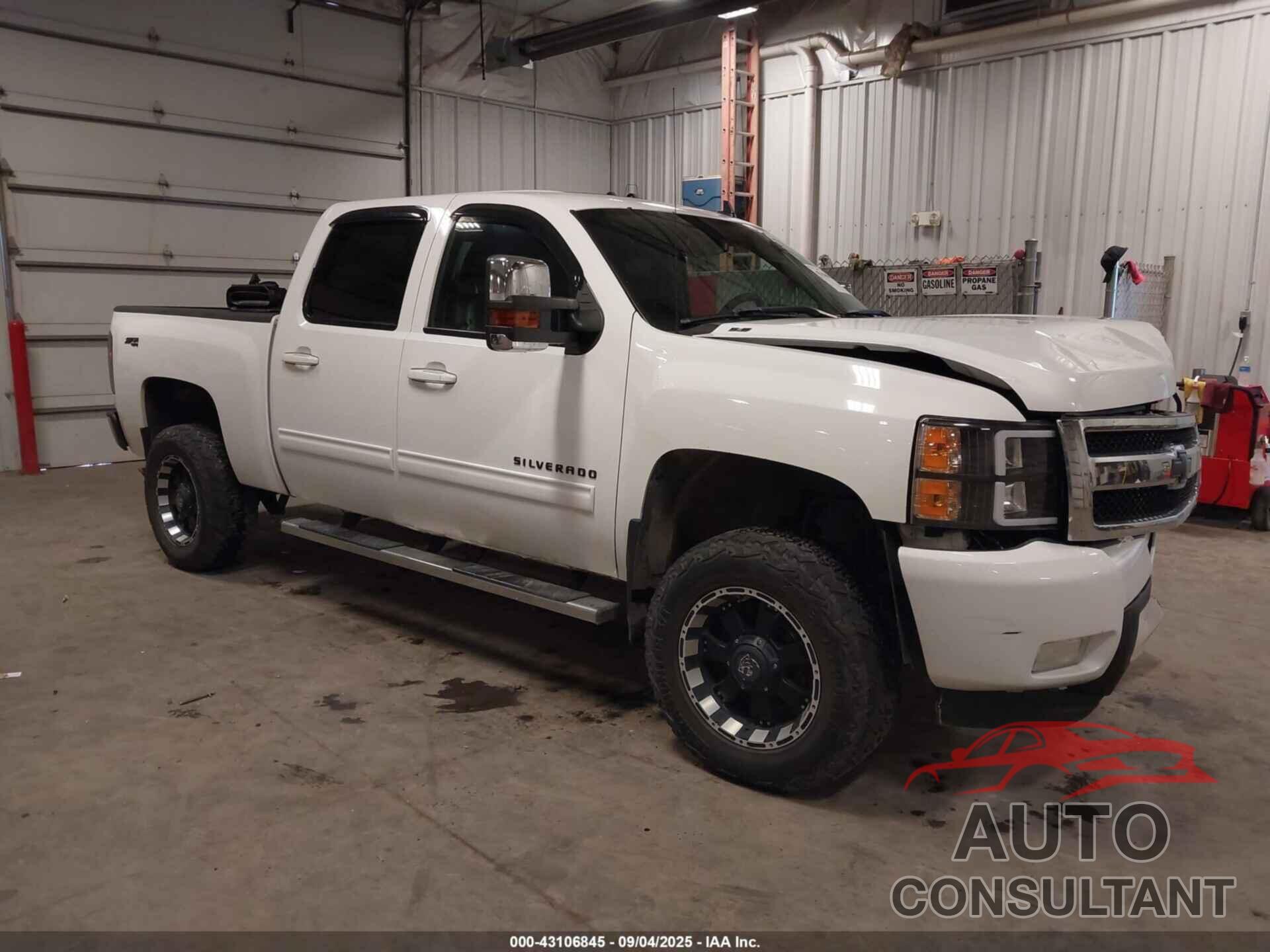 CHEVROLET SILVERADO 1500 2011 - 3GCPKTE30BG222565