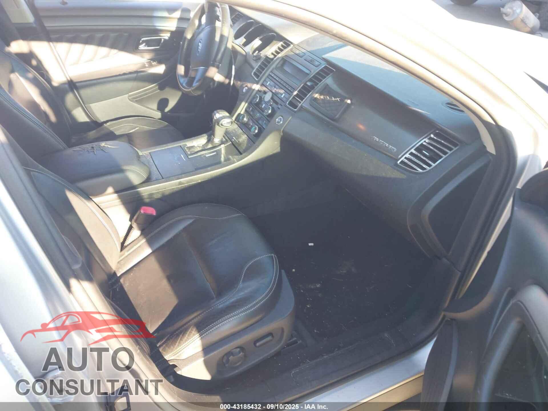FORD TAURUS 2010 - 1FAHP2EW8AG152176