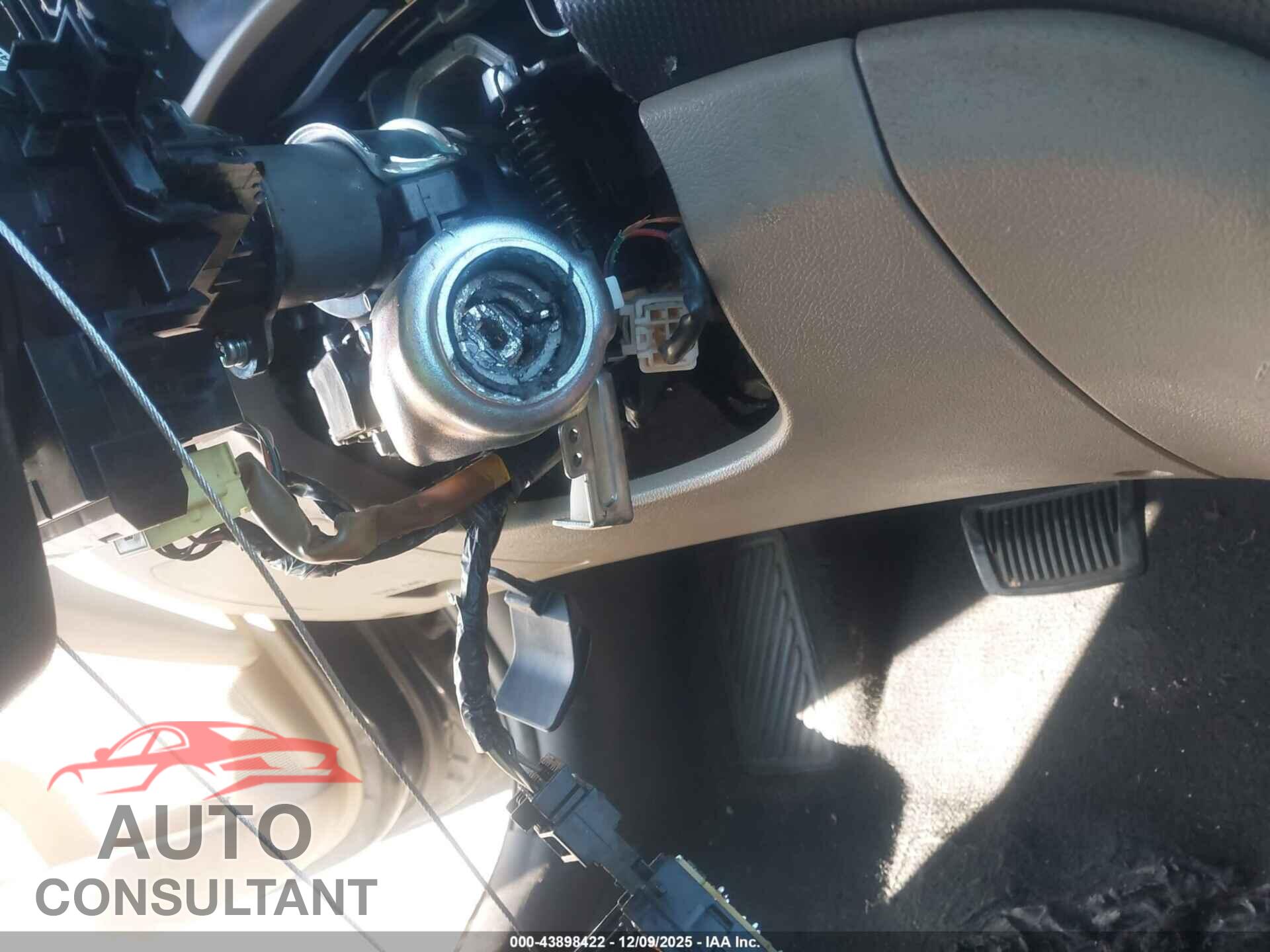 HYUNDAI ACCENT 2017 - KMHCT4AE2HU355645