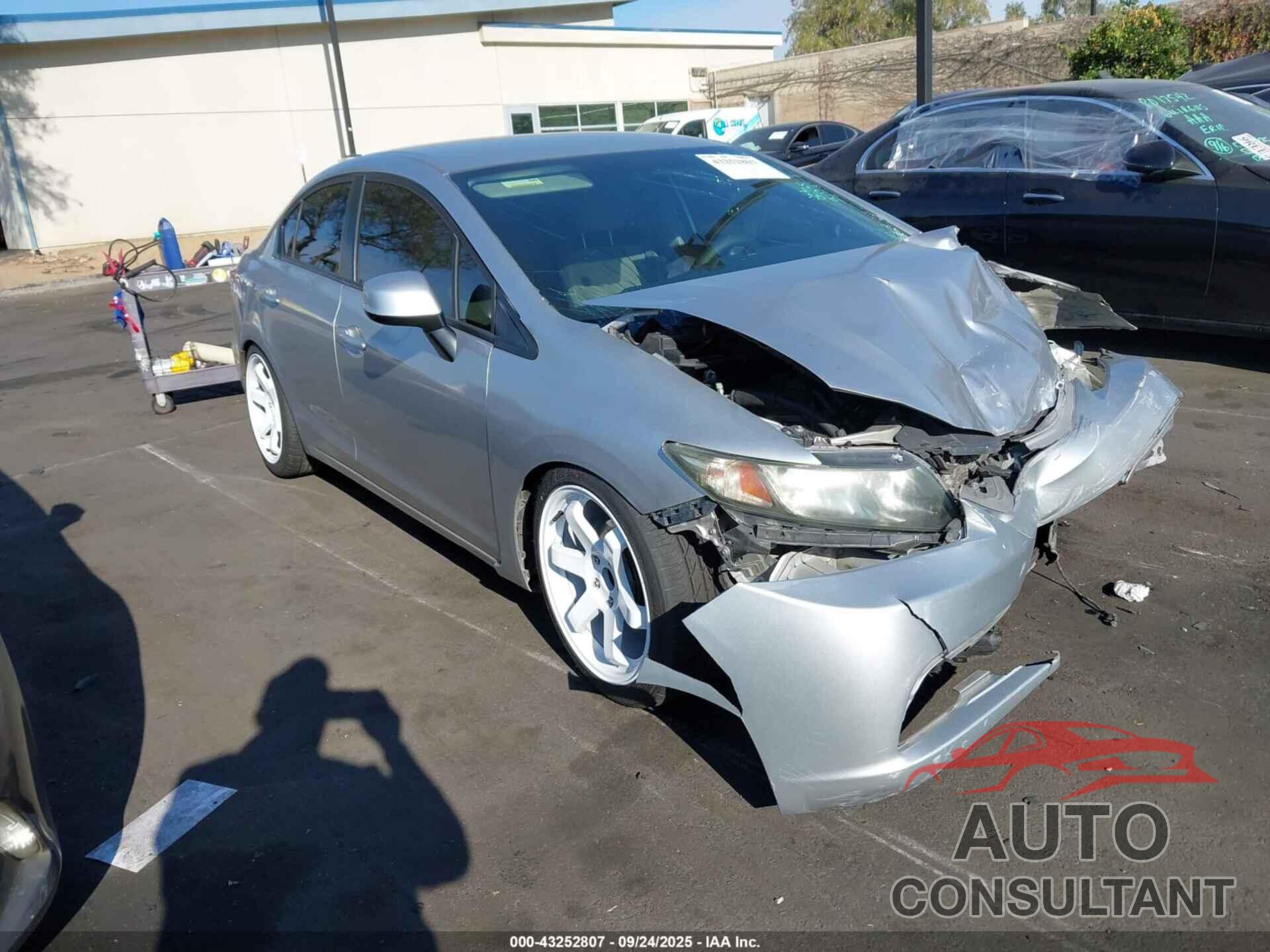 HONDA CIVIC 2013 - 19XFB2F52DE241123