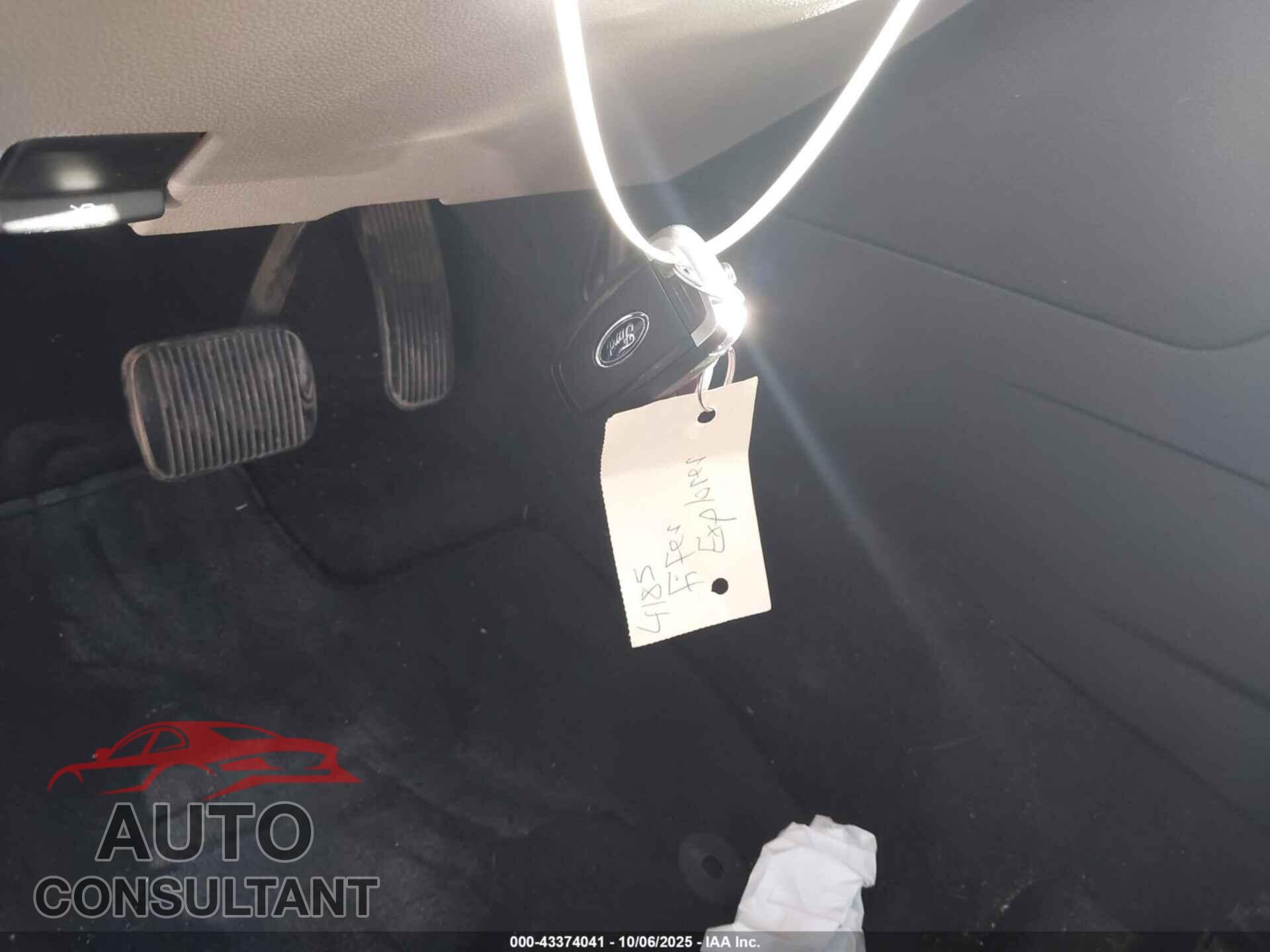 FORD EXPLORER 2018 - 1FM5K7F85JGB78030