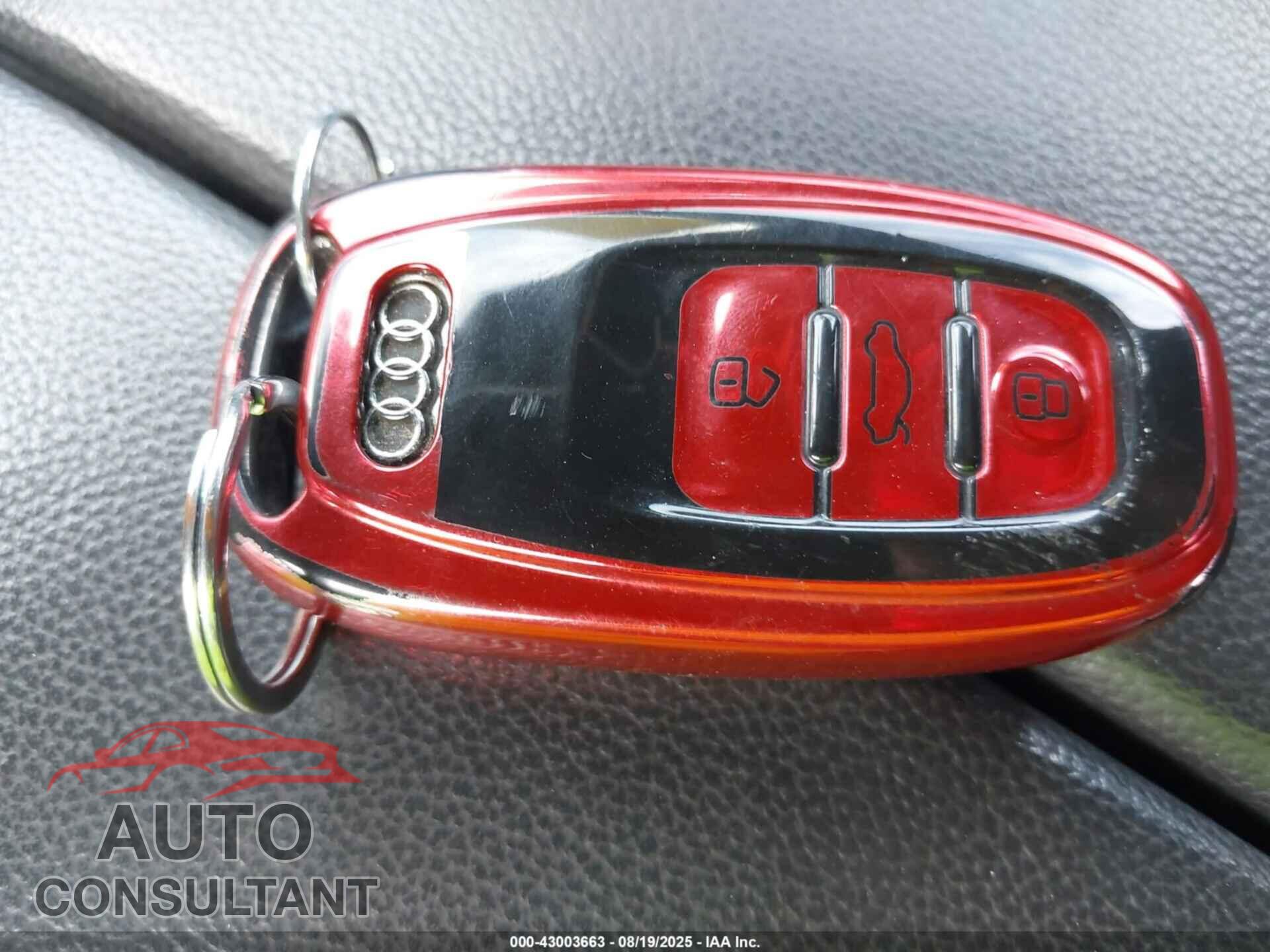 AUDI A8 L 2013 - WAURGAFD8DN028024
