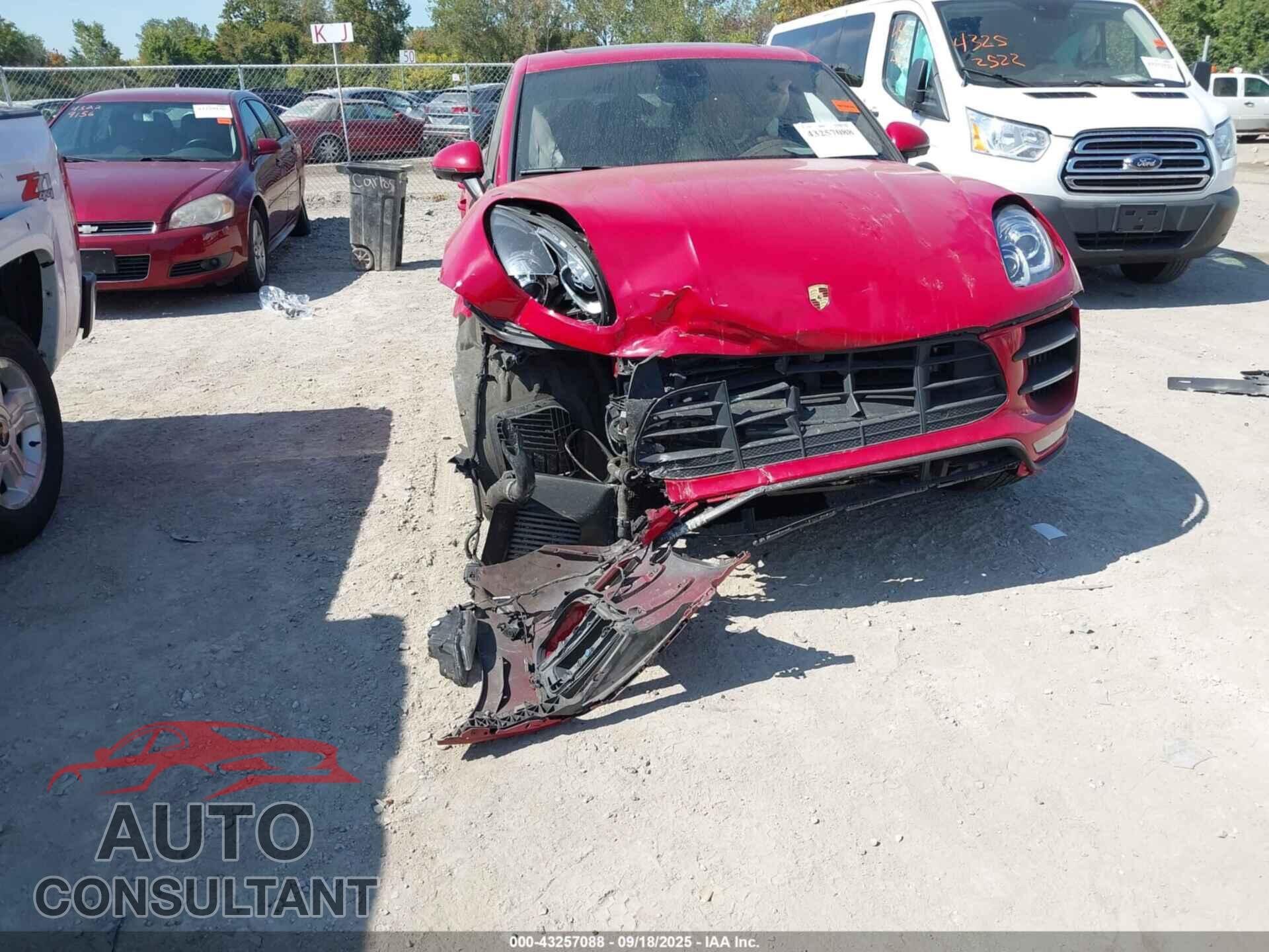 PORSCHE MACAN 2017 - WP1AF2A52HLB61709