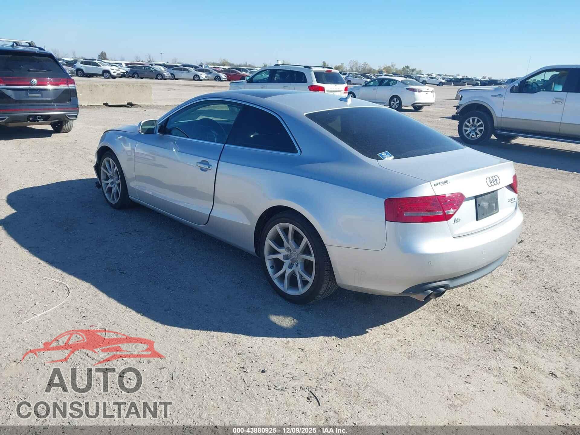AUDI A5 2012 - WAULFAFR4CA018746