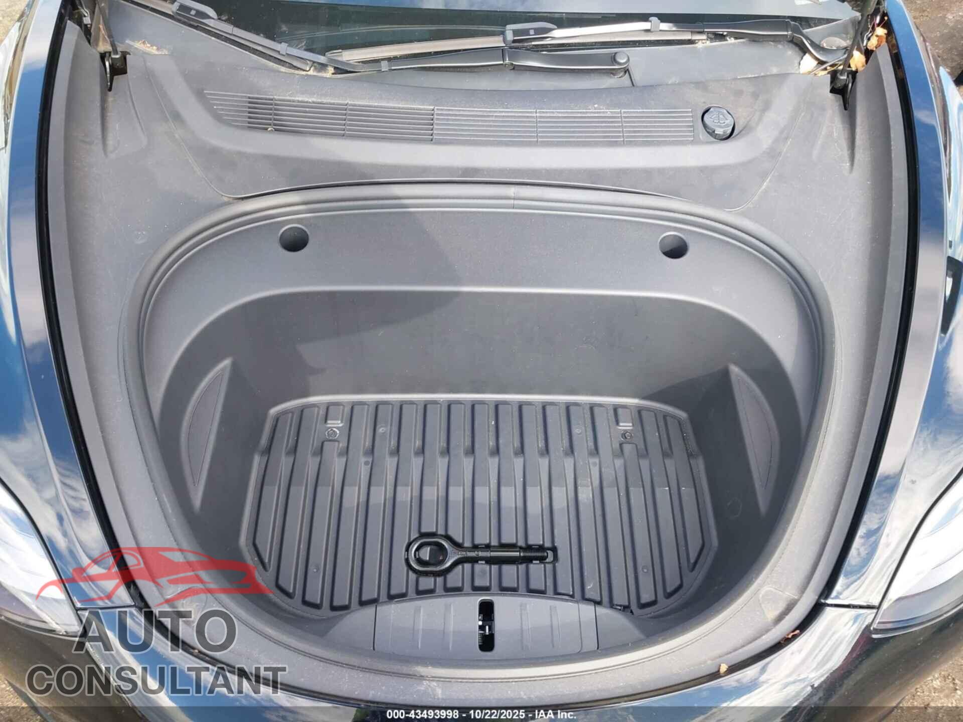 TESLA MODEL 3 2023 - 5YJ3E1EA9PF577918