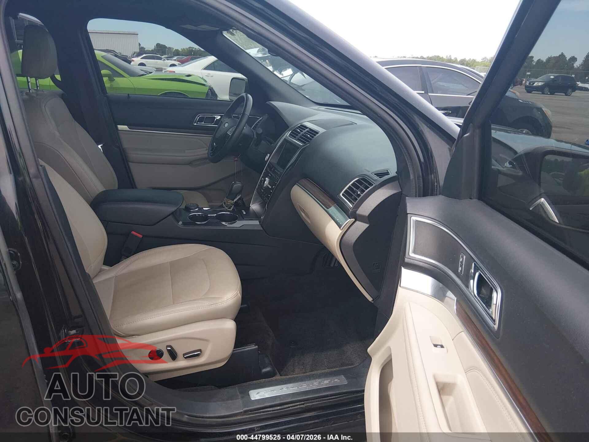 FORD EXPLORER 2018 - 1FM5K8F88JGB70204