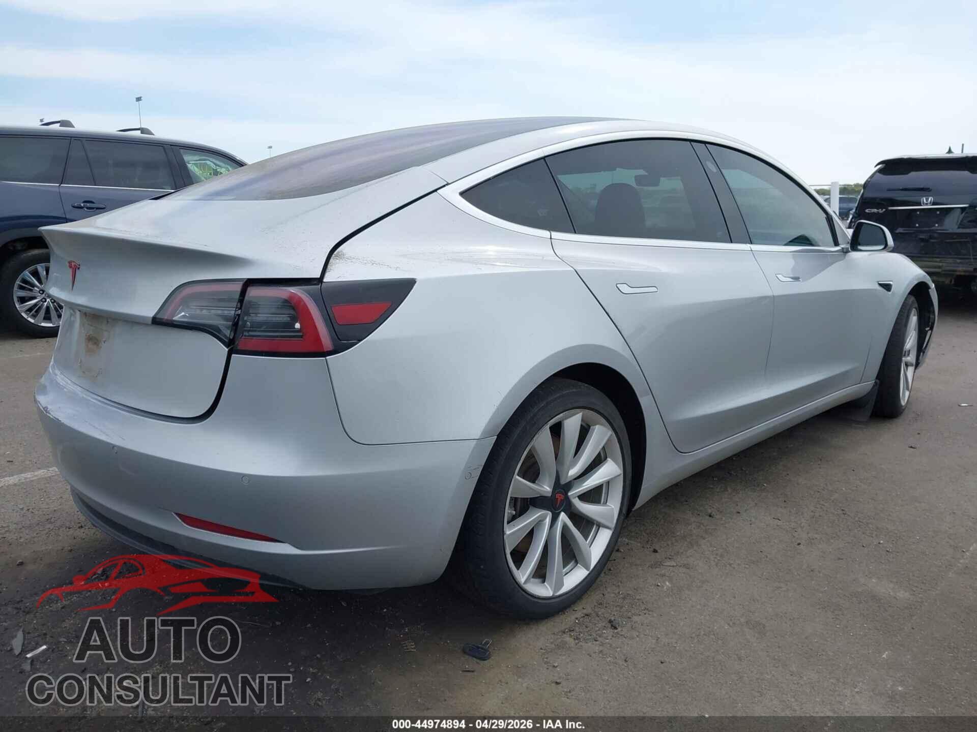 TESLA MODEL 3 2018 - 5YJ3E1EA4JF048531