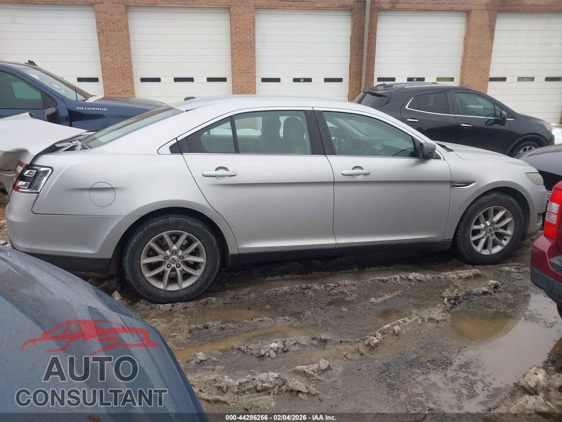 FORD TAURUS 2015 - 1FAHP2D80FG116508