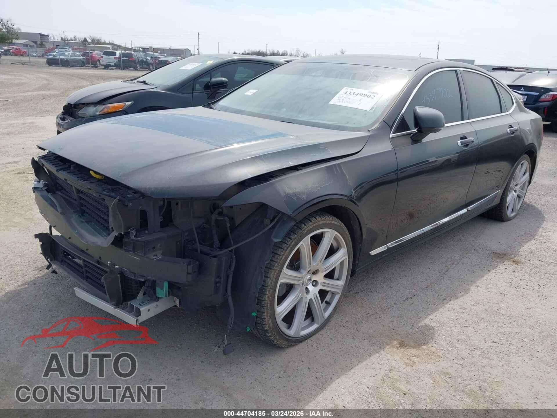 VOLVO S90 2017 - YV1A22ML2H1001987