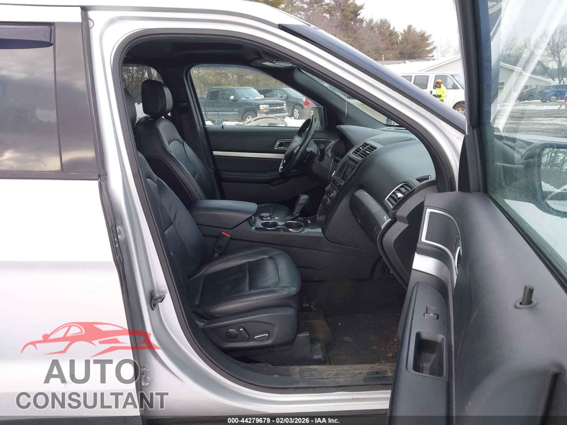 FORD EXPLORER 2017 - 1FM5K8D87HGD37617