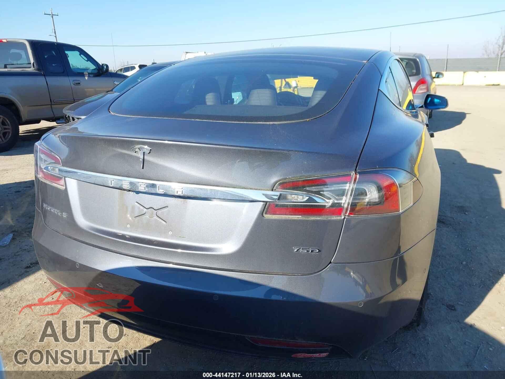 TESLA MODEL S 2017 - 5YJSA1E25HF210399