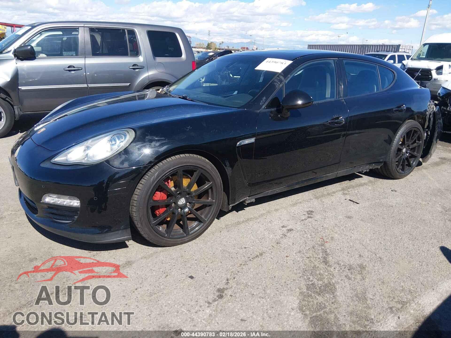 PORSCHE PANAMERA 2011 - WP0AA2A74BL012372