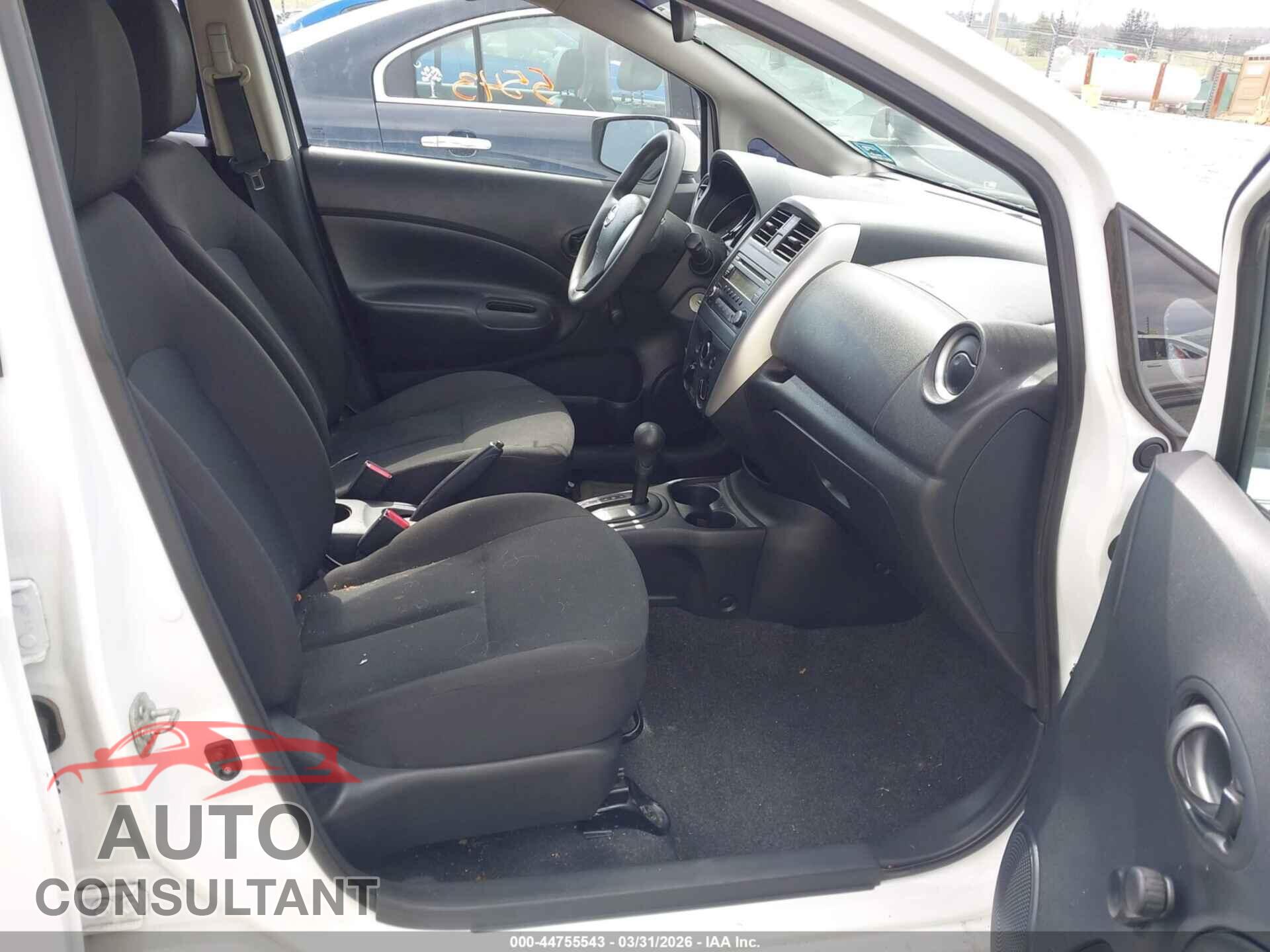 NISSAN VERSA NOTE 2015 - 3N1CE2CP0FL440222