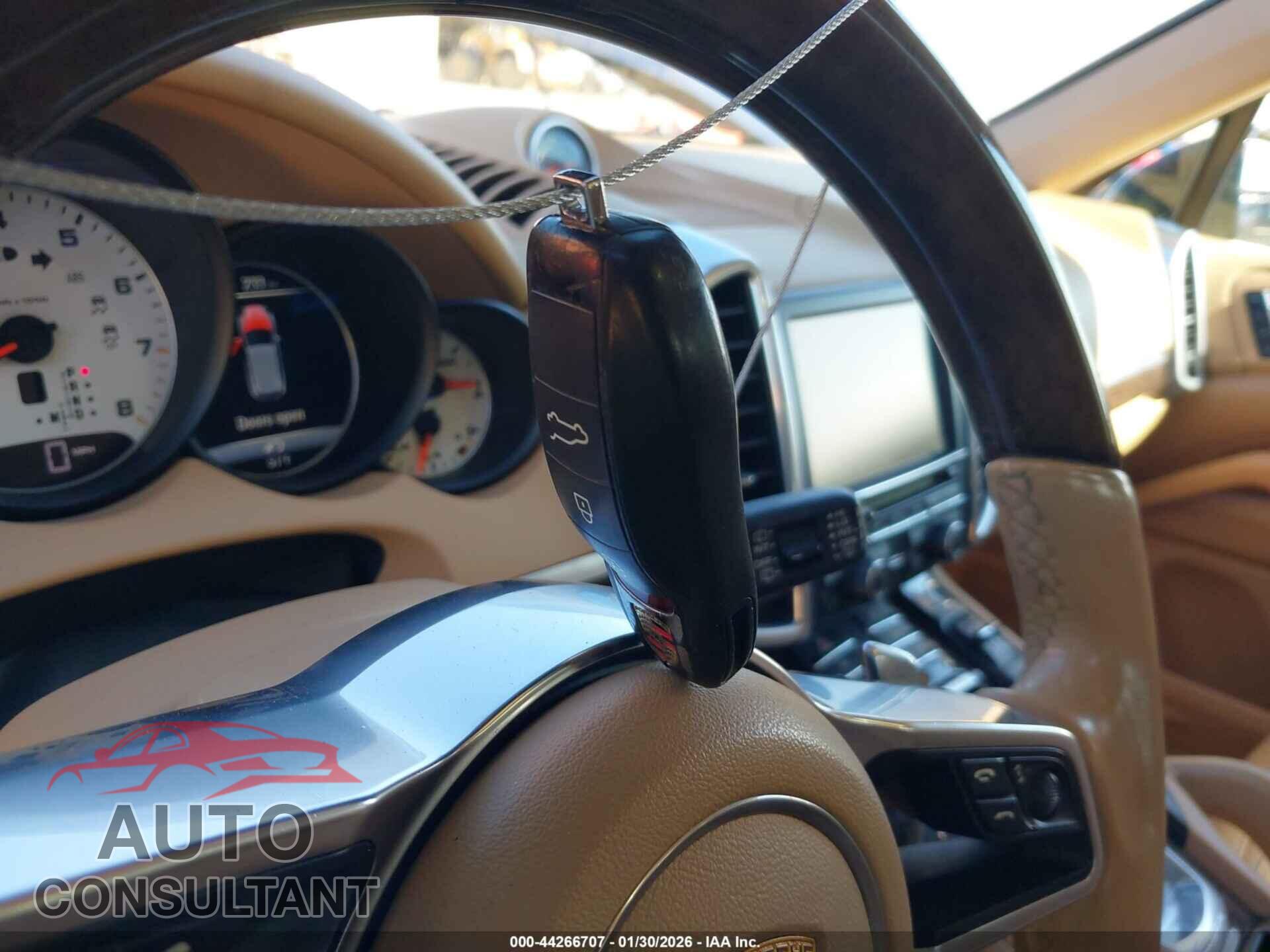 PORSCHE CAYENNE 2016 - WP1AA2A27GLA08973