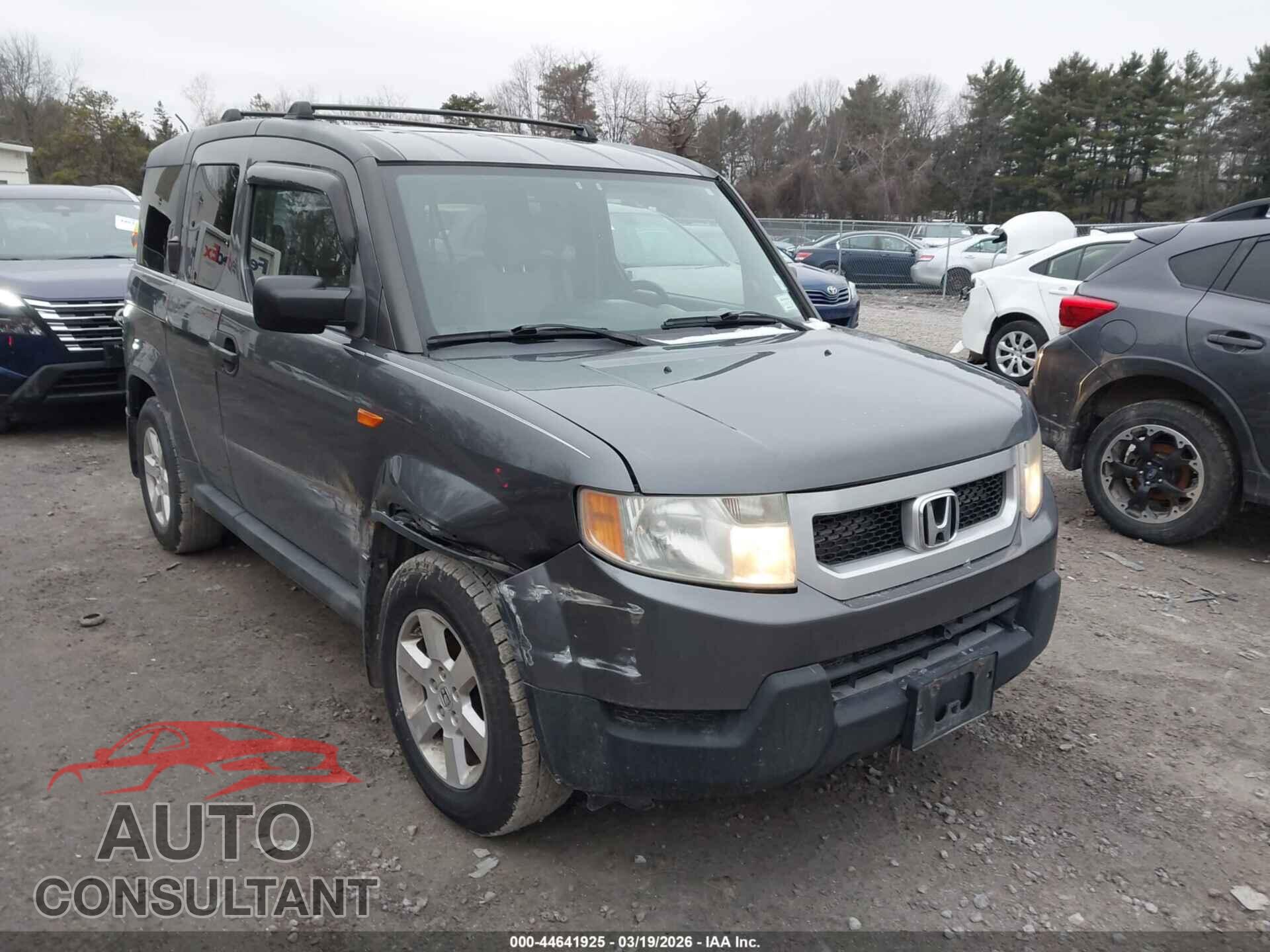 HONDA ELEMENT 2011 - 5J6YH2H76BL004008