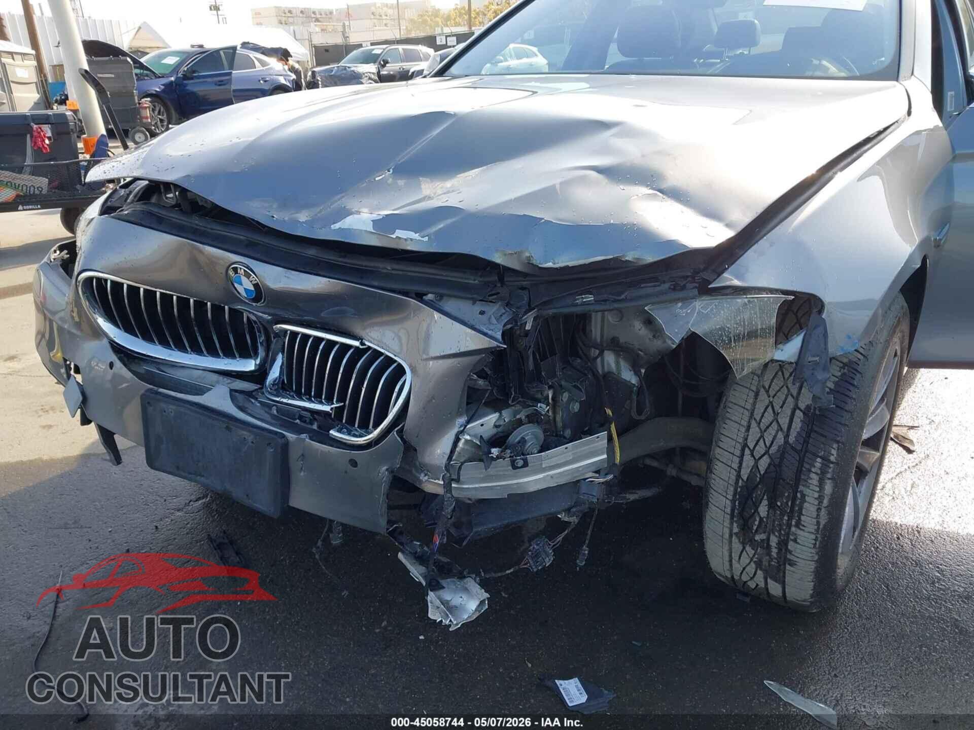 BMW 528I 2014 - WBA5A5C55ED509375