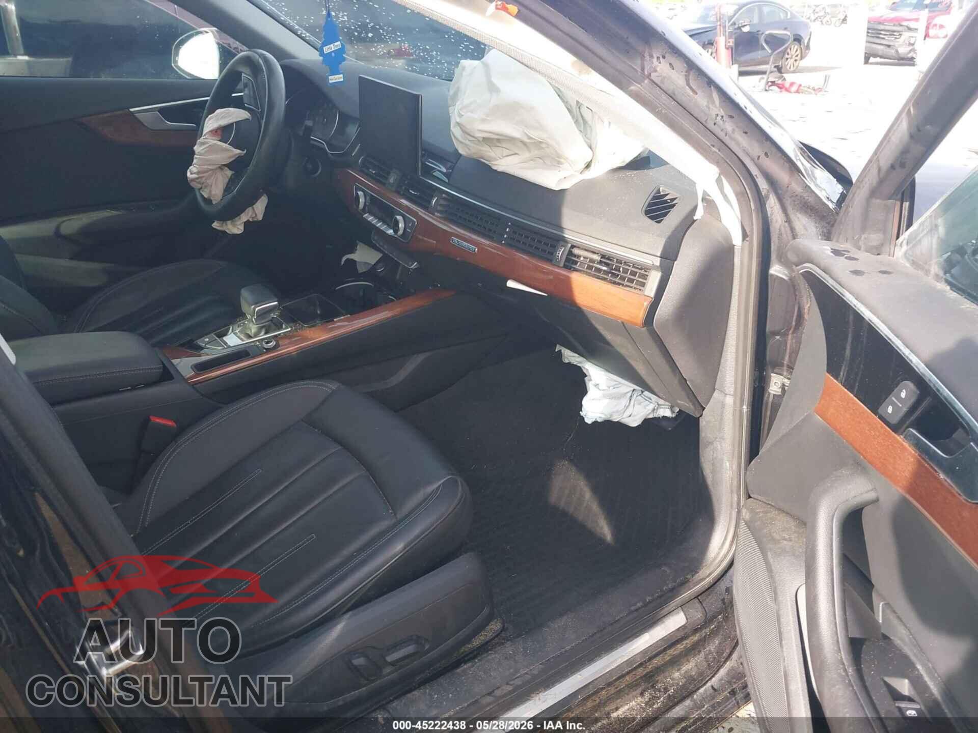 AUDI A4 2022 - WAUABAF49NN004604