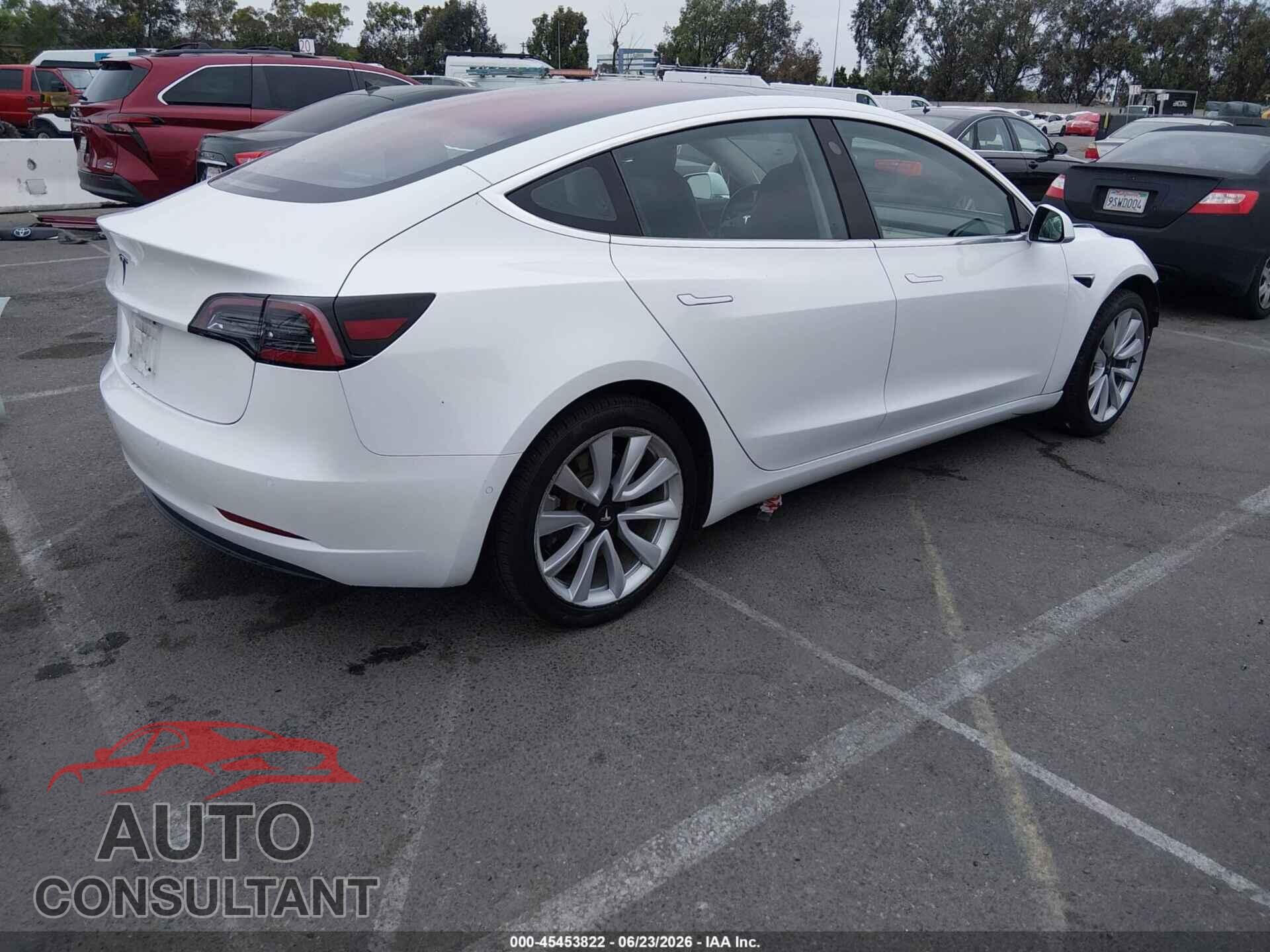TESLA MODEL 3 2018 - 5YJ3E1EA7JF018438