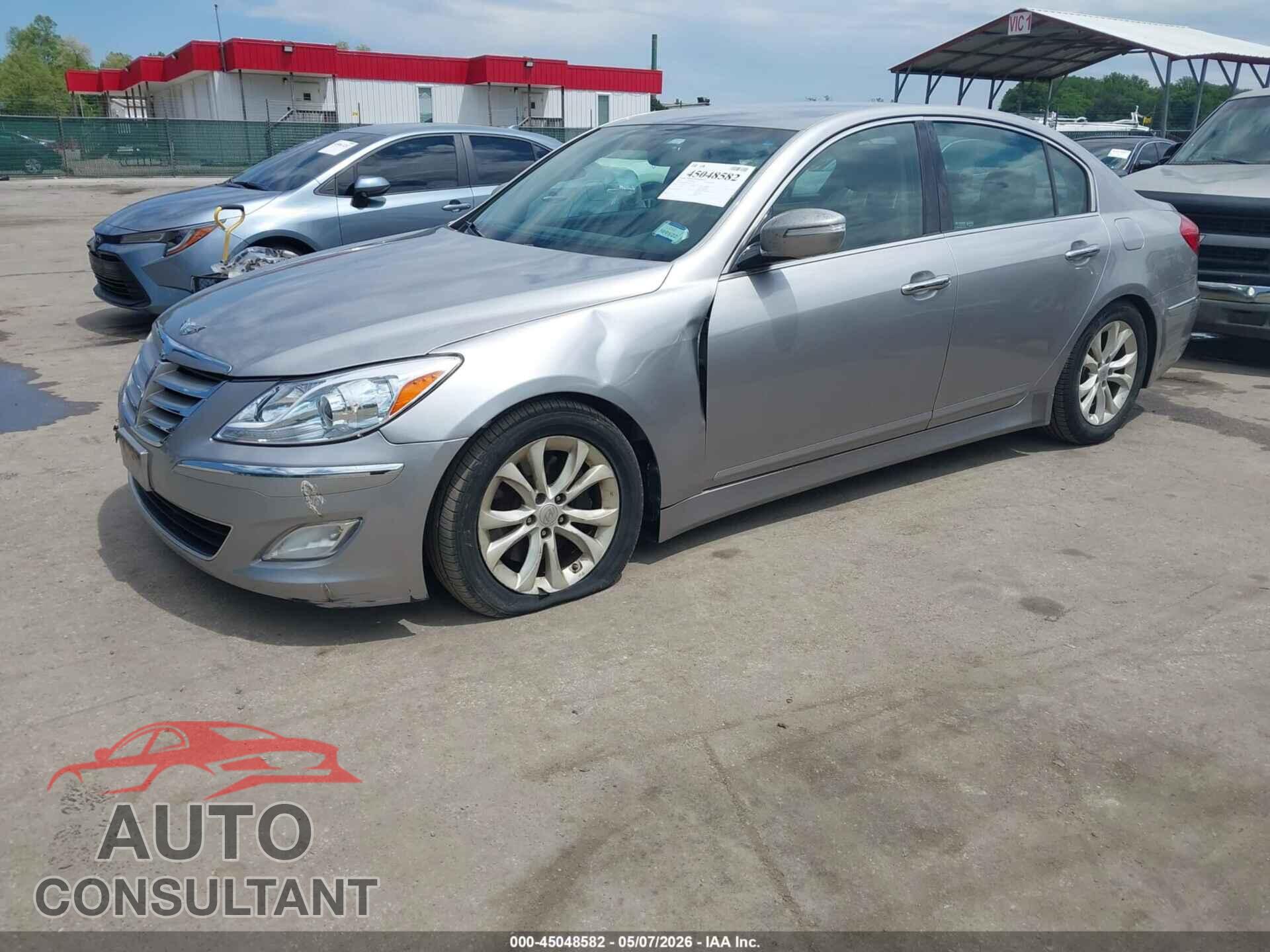 HYUNDAI GENESIS 2012 - KMHGC4DD9CU181540