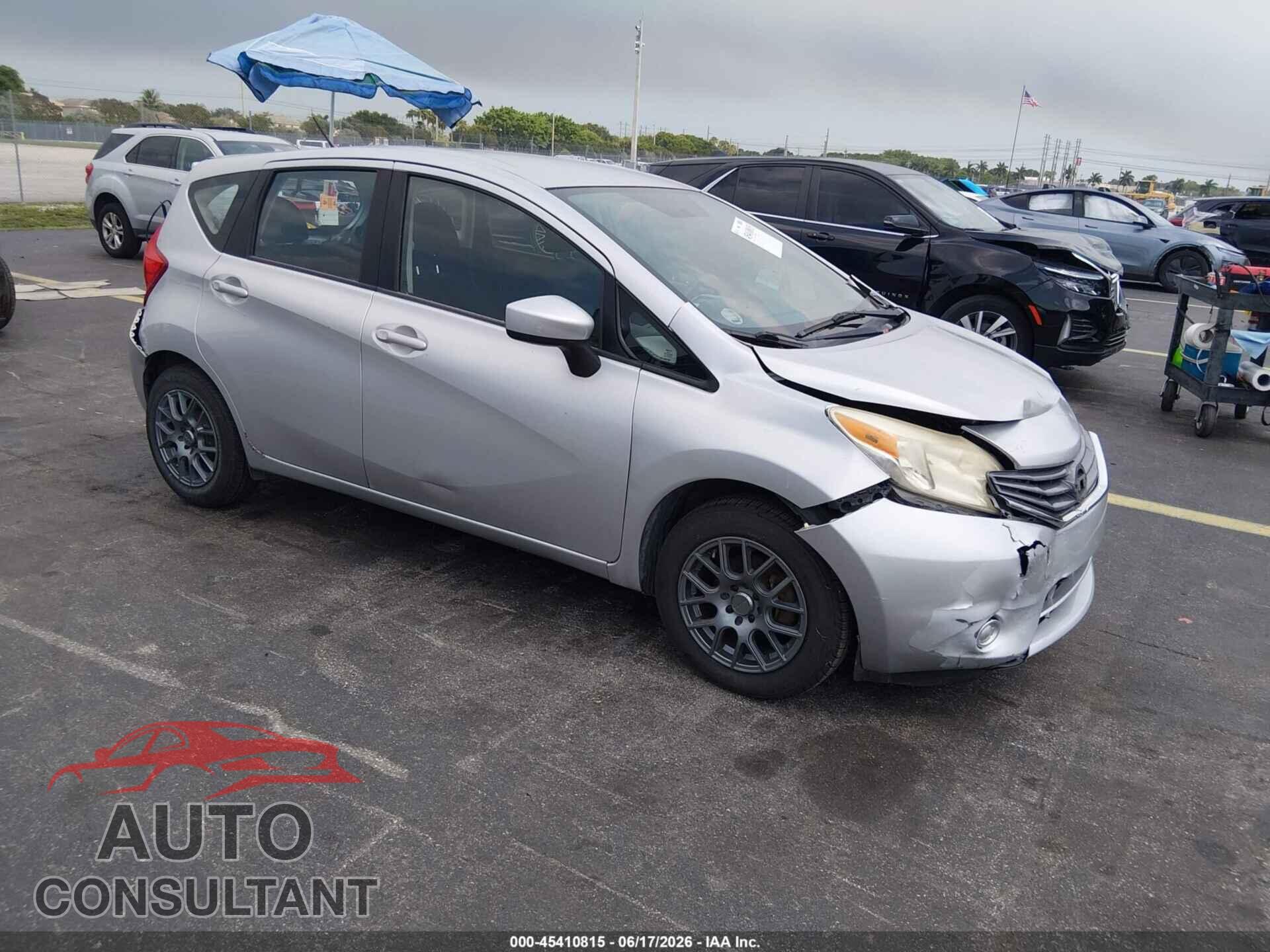 NISSAN VERSA NOTE 2015 - 3N1CE2CP3FL417355
