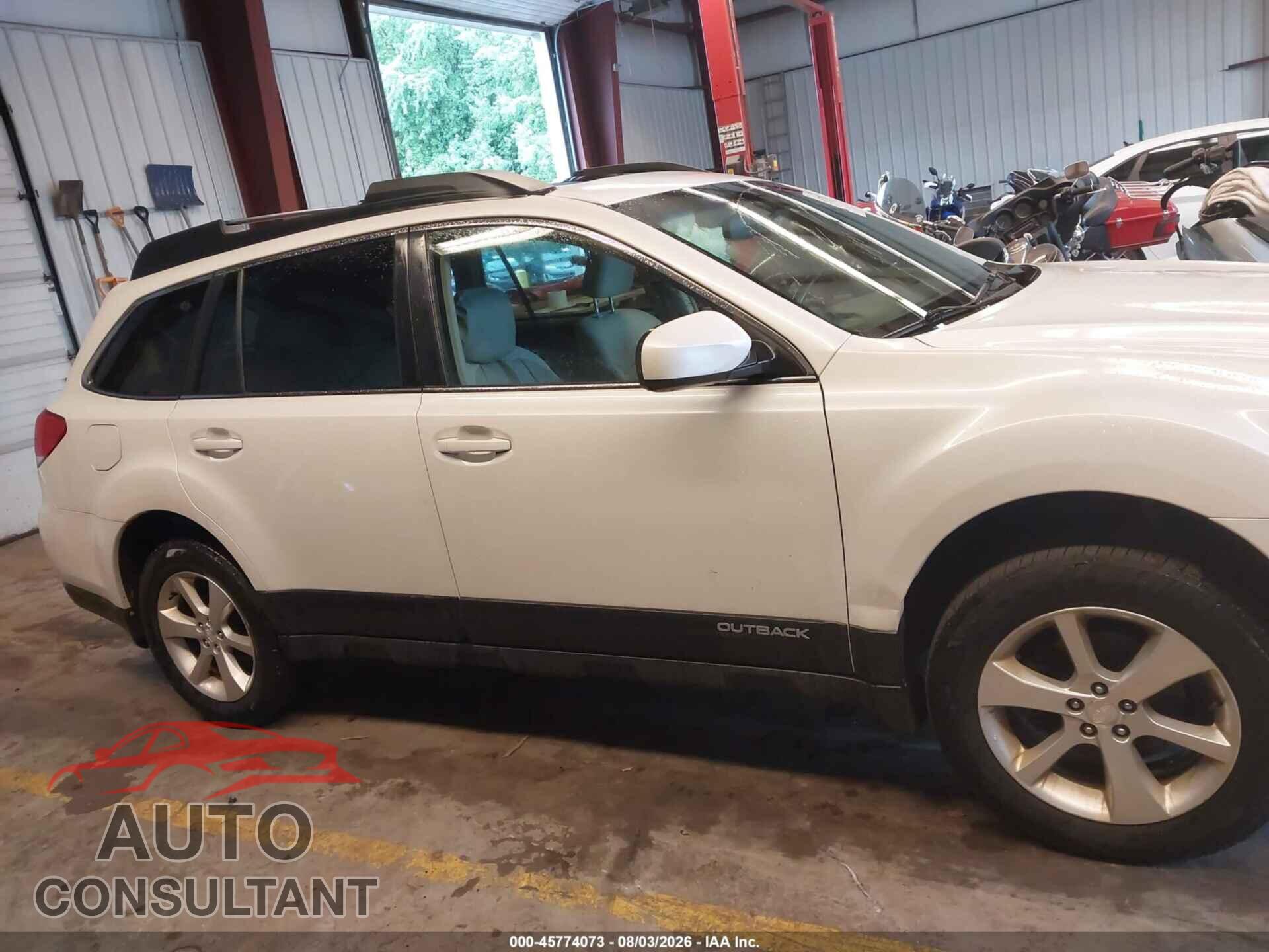 SUBARU OUTBACK 2014 - 4S4BRBLC4E3314669