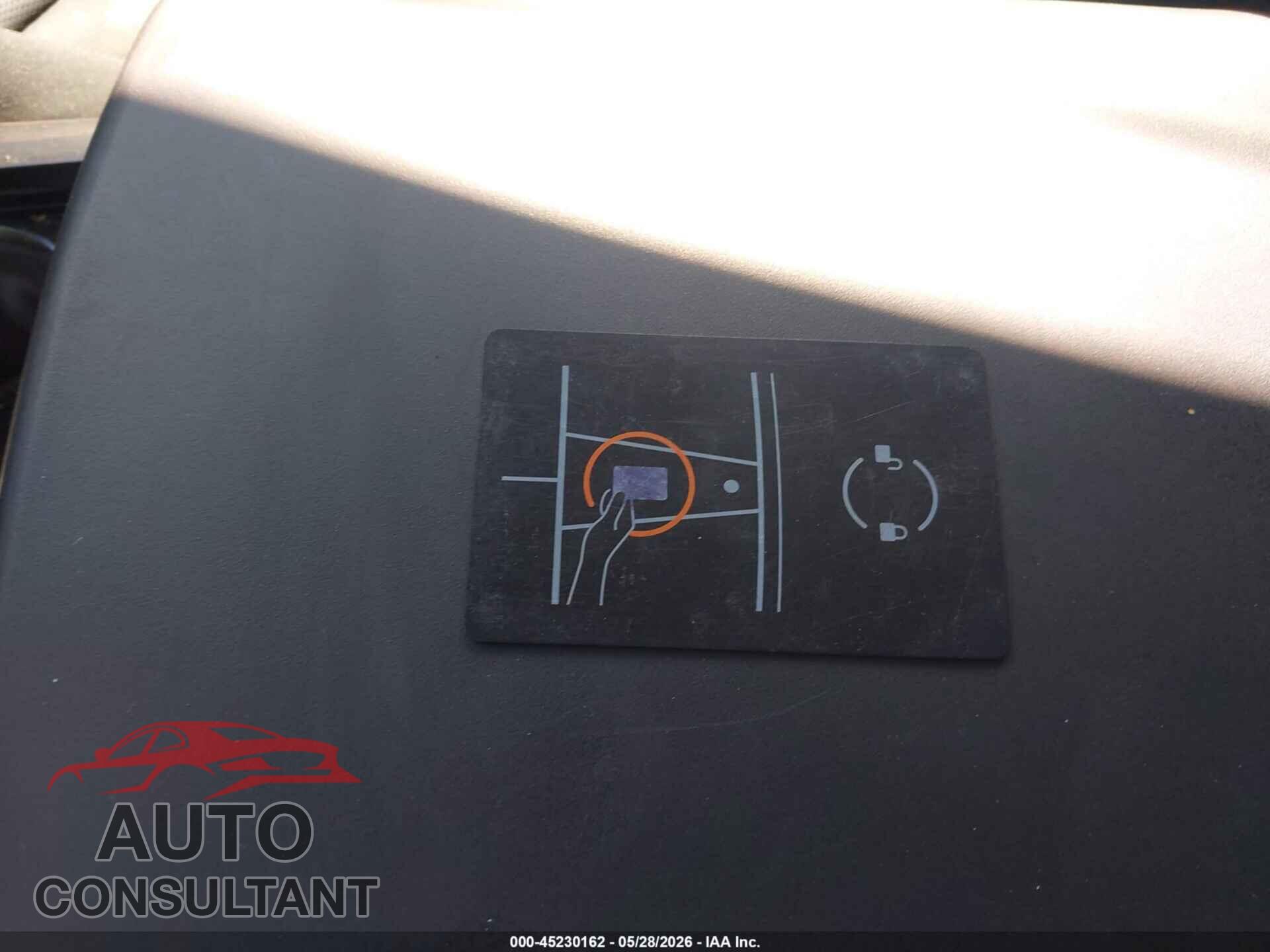 TESLA MODEL S 2024 - 5YJSA1E54RF542877