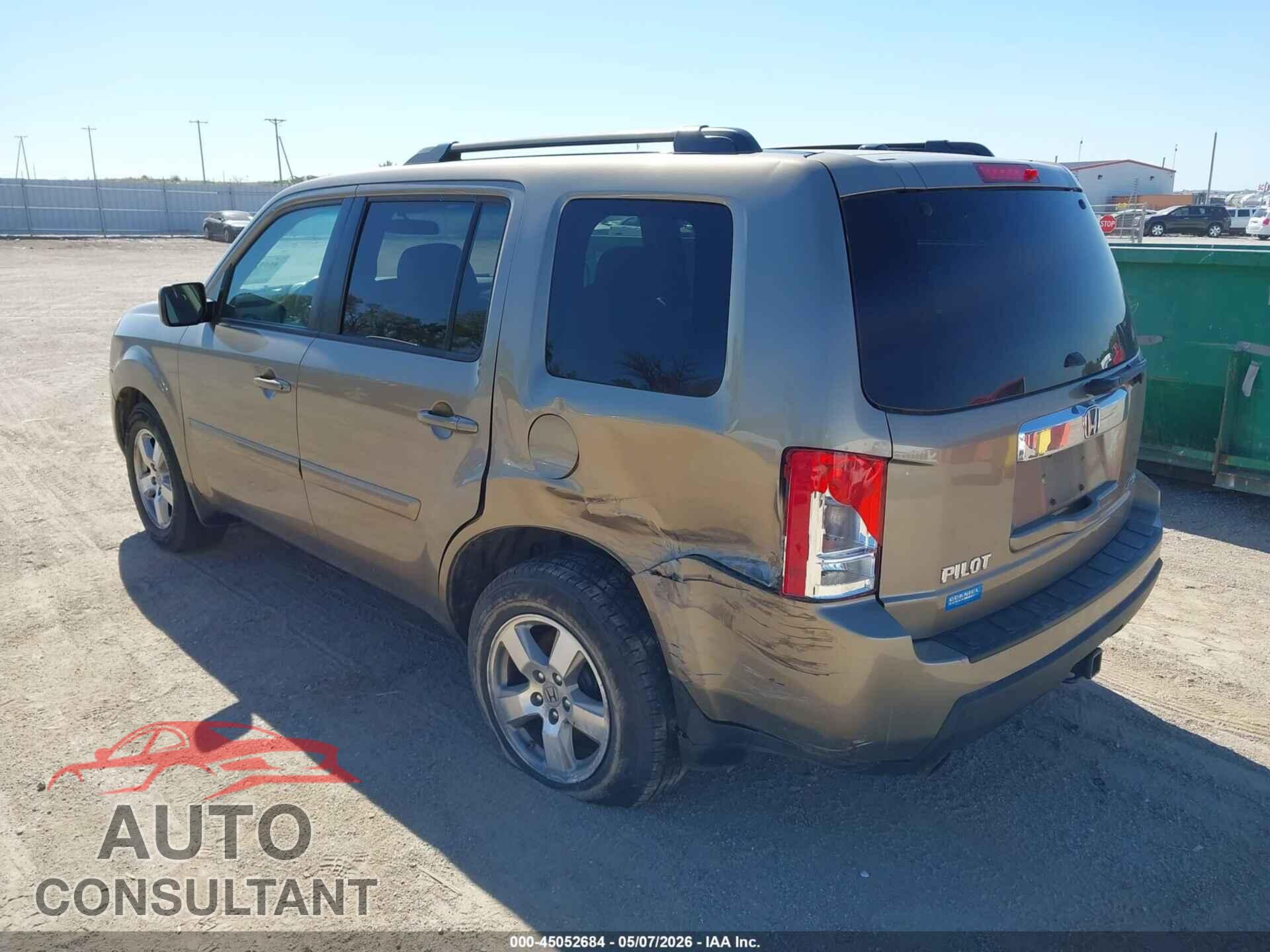 HONDA PILOT 2011 - 5FNYF4H68BB082548