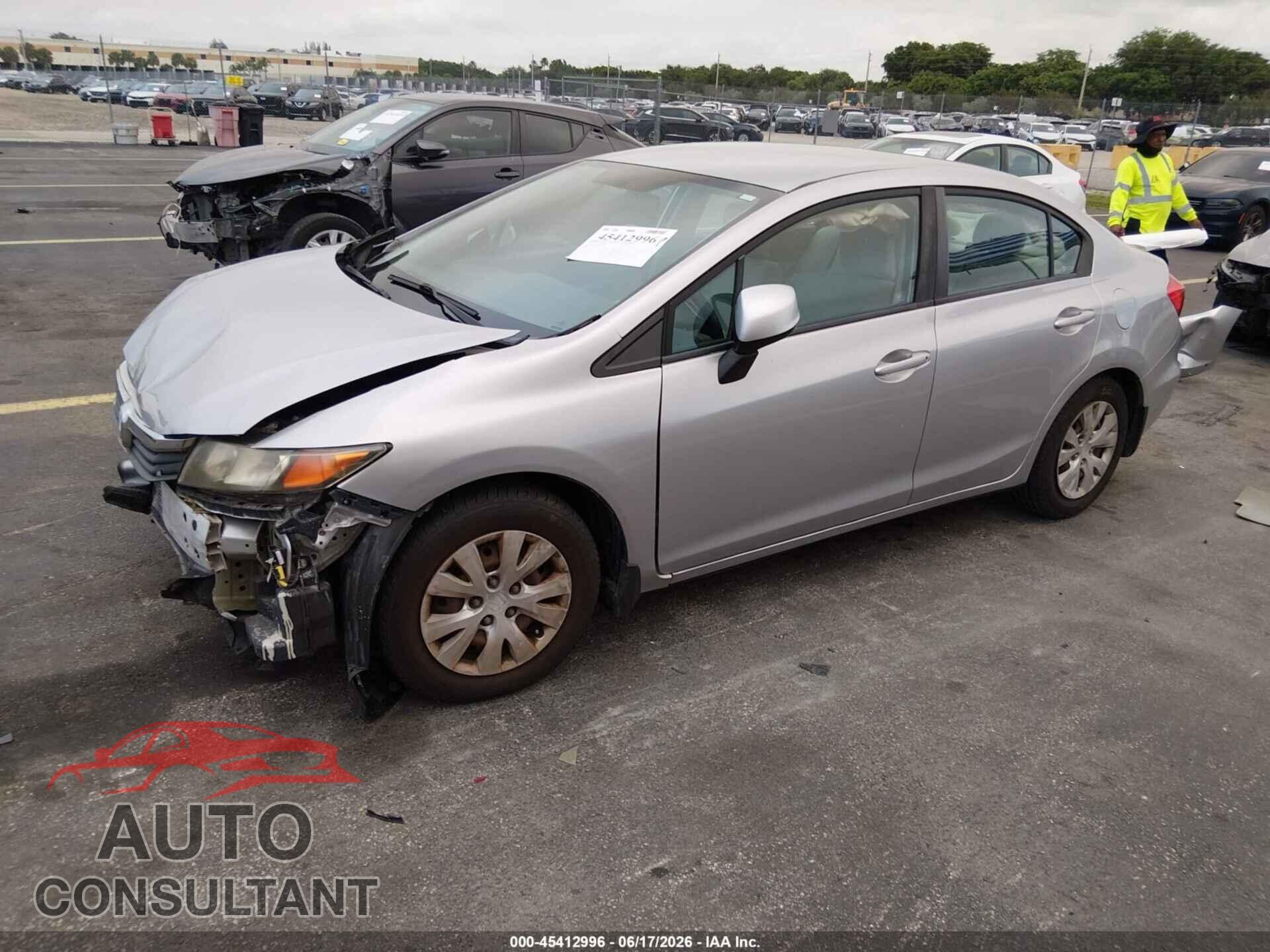 HONDA CIVIC 2012 - 2HGFB2F50CH327857