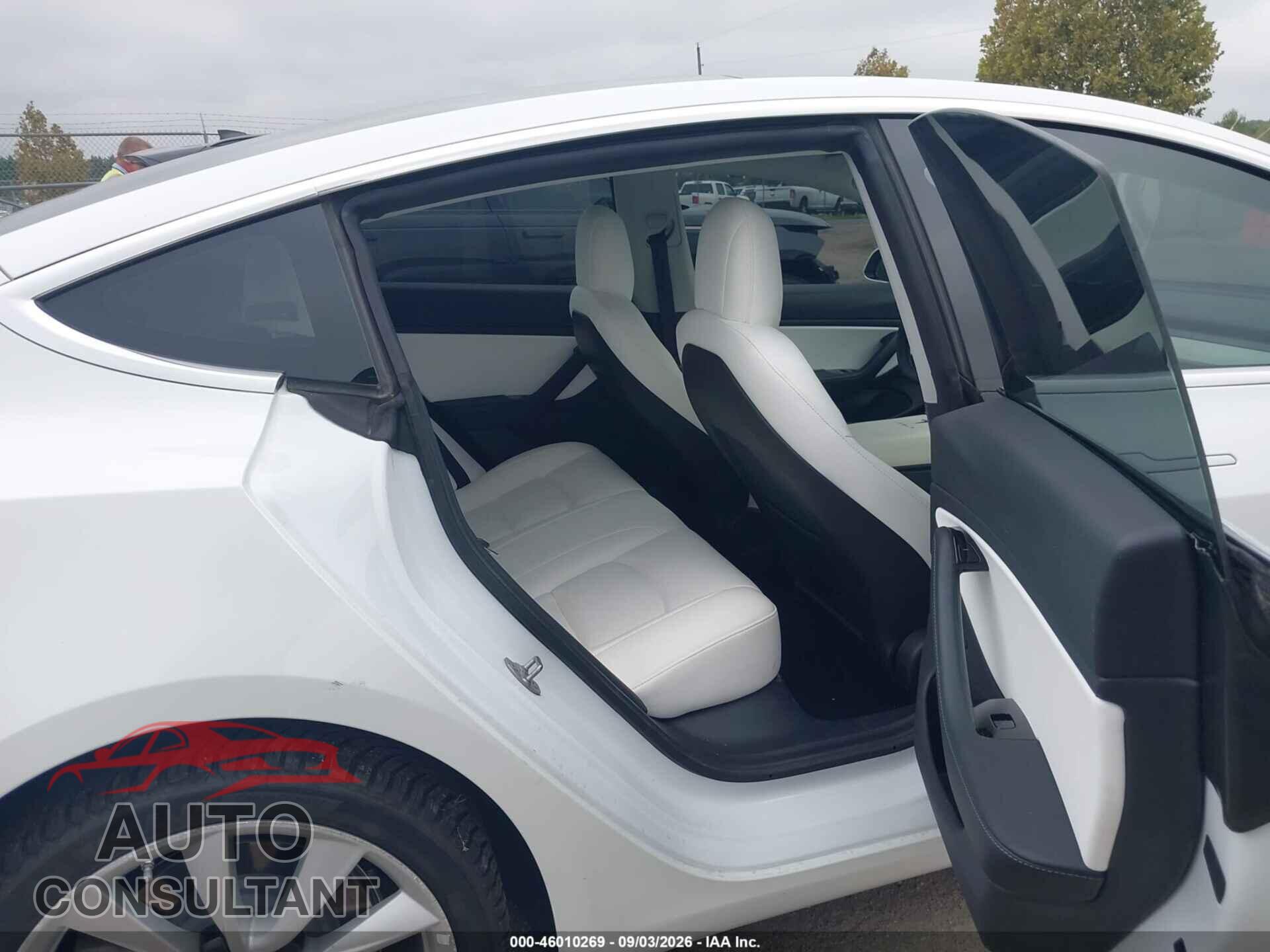 TESLA MODEL 3 2020 - 5YJ3E1EA6LF634635