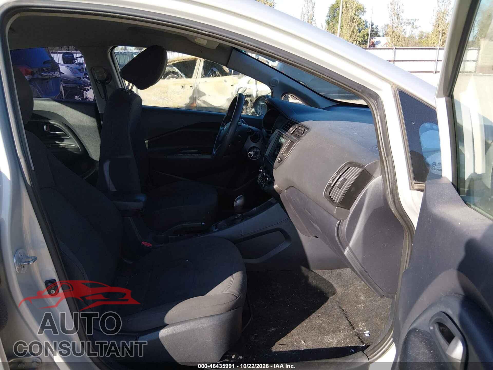 KIA RIO 2013 - KNADN4A36D6200979