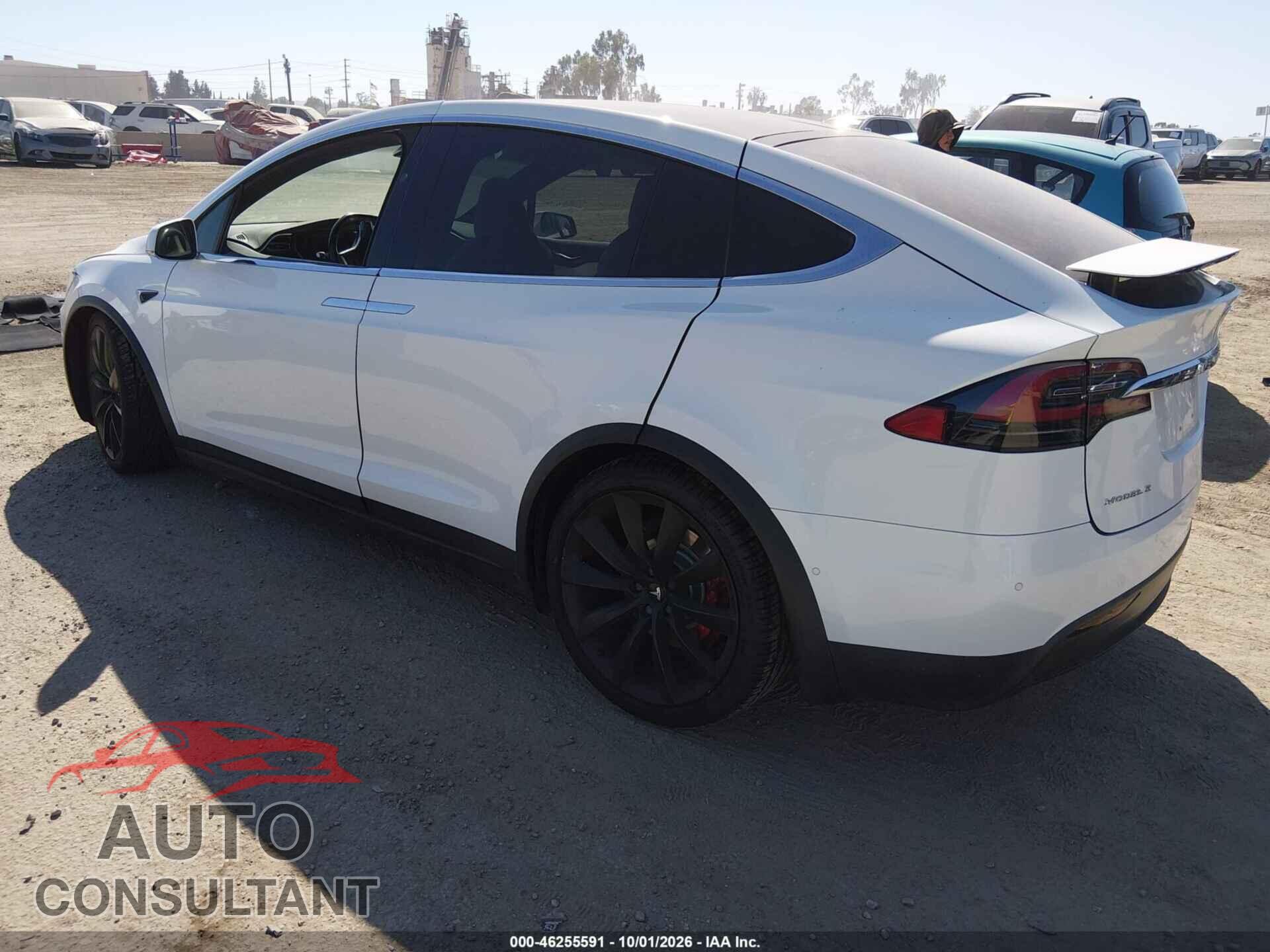 TESLA MODEL X 2017 - 5YJXCAE42HF075903