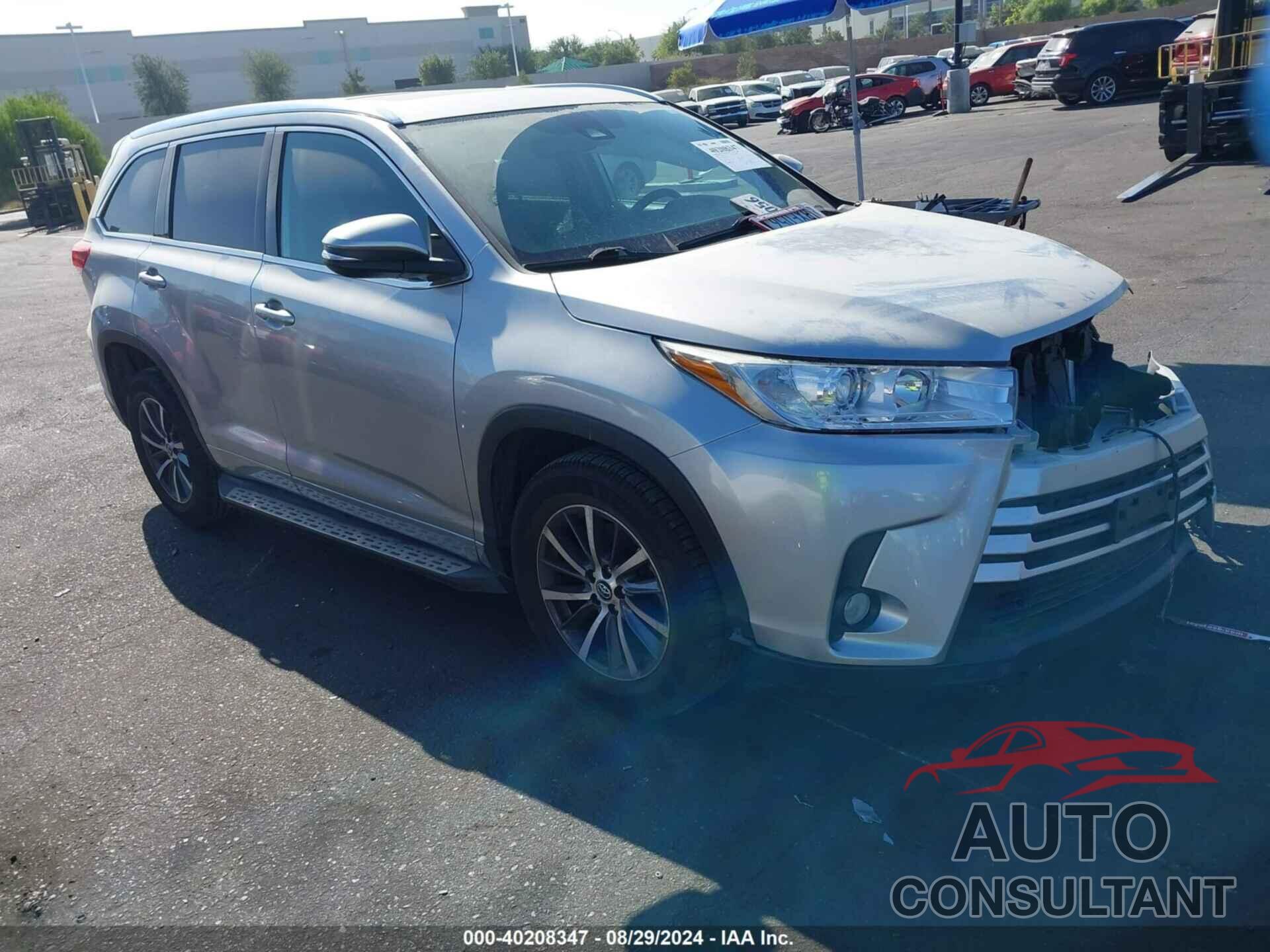 TOYOTA HIGHLANDER 2018 - 5TDKZRFH7JS532537