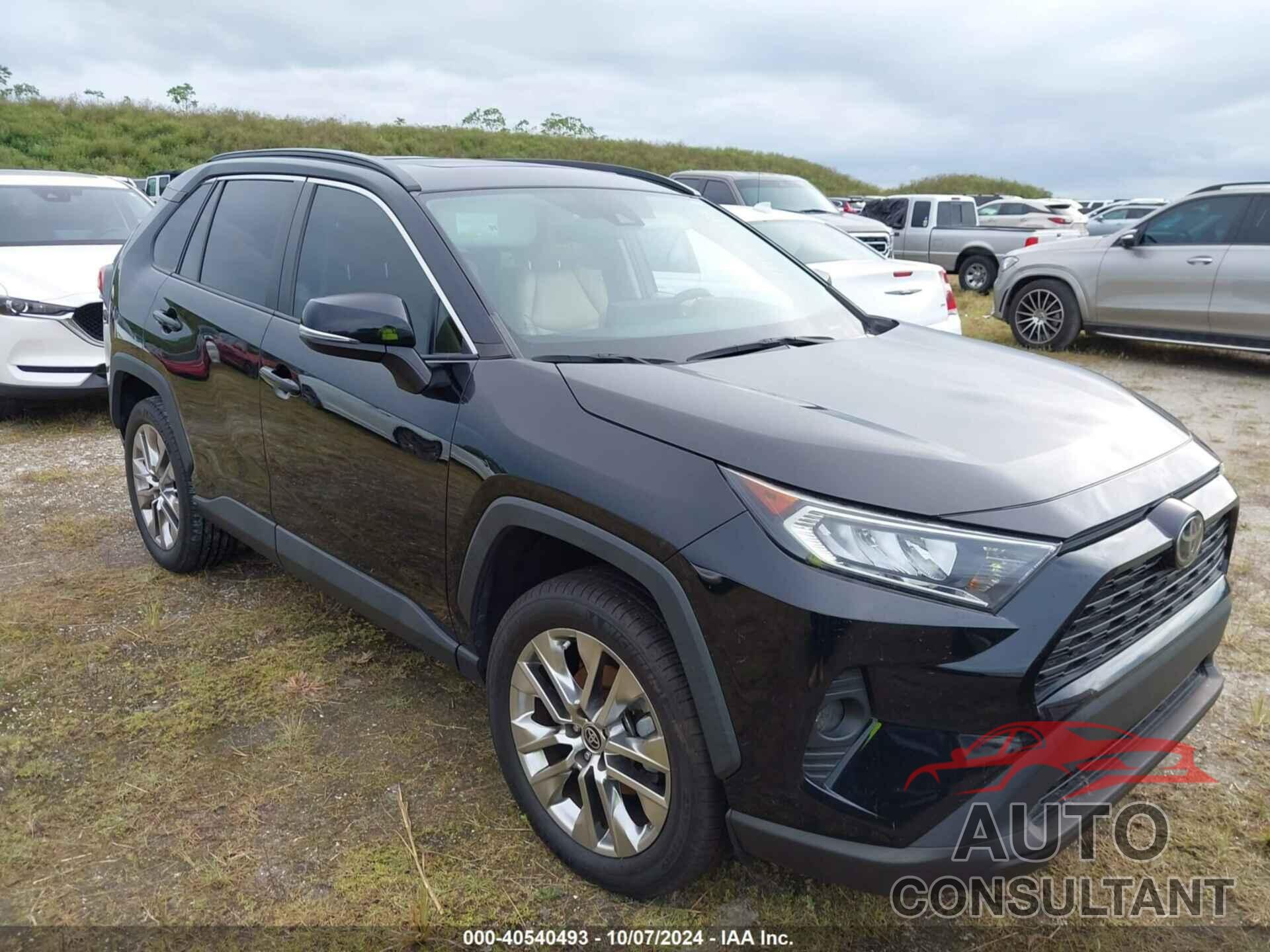 TOYOTA RAV4 2021 - 2T3C1RFV5MC143739