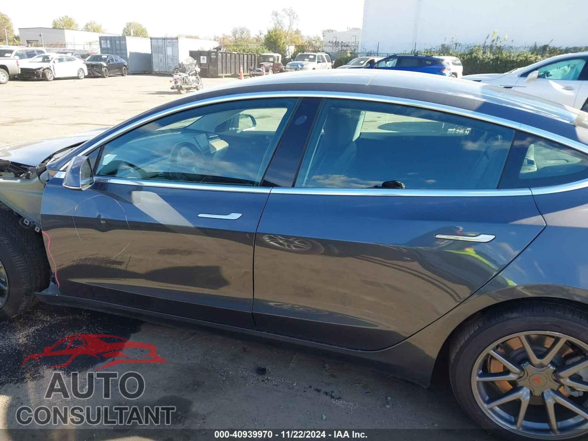 TESLA MODEL 3 2019 - 5YJ3E1EAXKF338192