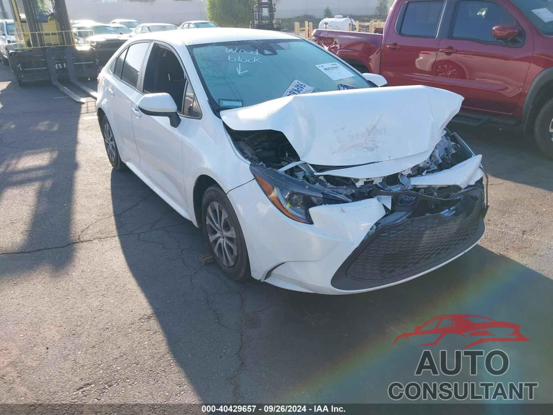 TOYOTA COROLLA 2022 - JTDEAMDE1N3006122